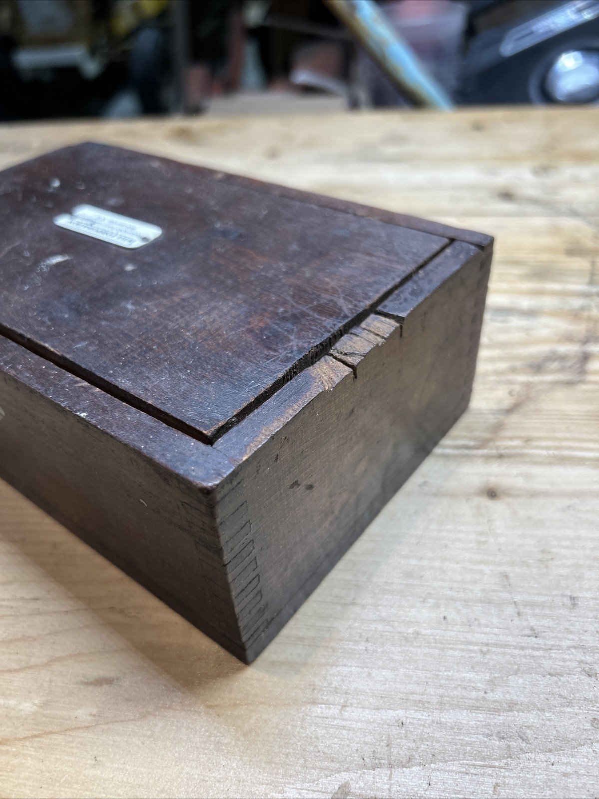 Will Corporation Laboratories Box