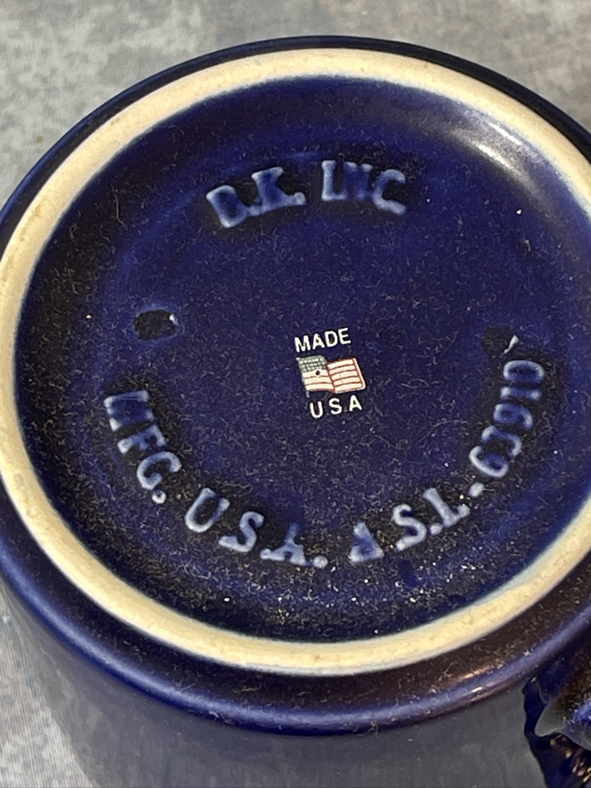 Eli Lilly Pharmaceutical Cobalt Blue Gold Coffee Mug Cup USA