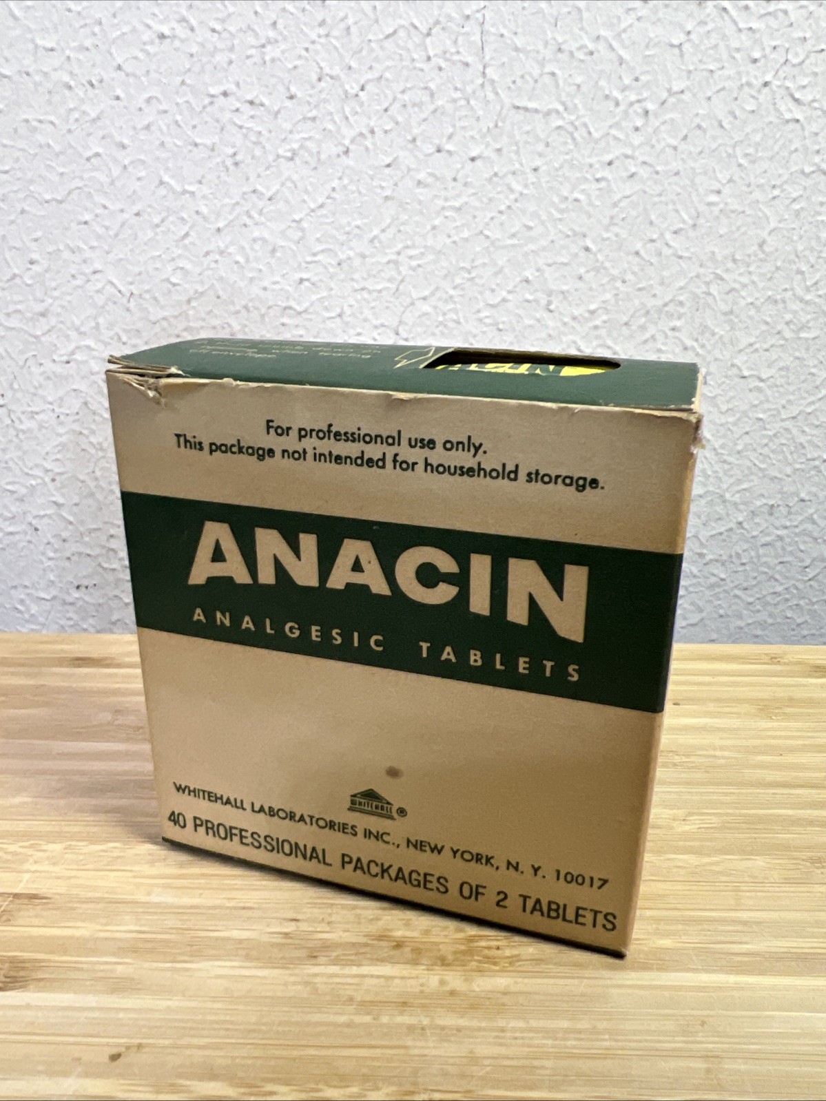 RARE Vtg 1960s ANACIN BOX pharmaceutical physician sample doctor MEDS pills