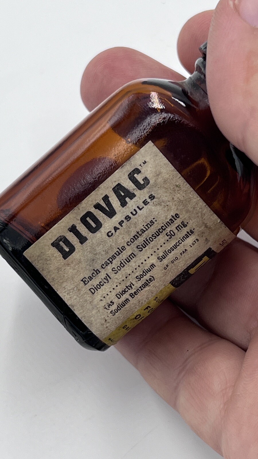 Vintage 1940’s DIOVAC ( dioctyl sodium ) Gray Pharmaceuticals Brown Bottle EMPTY