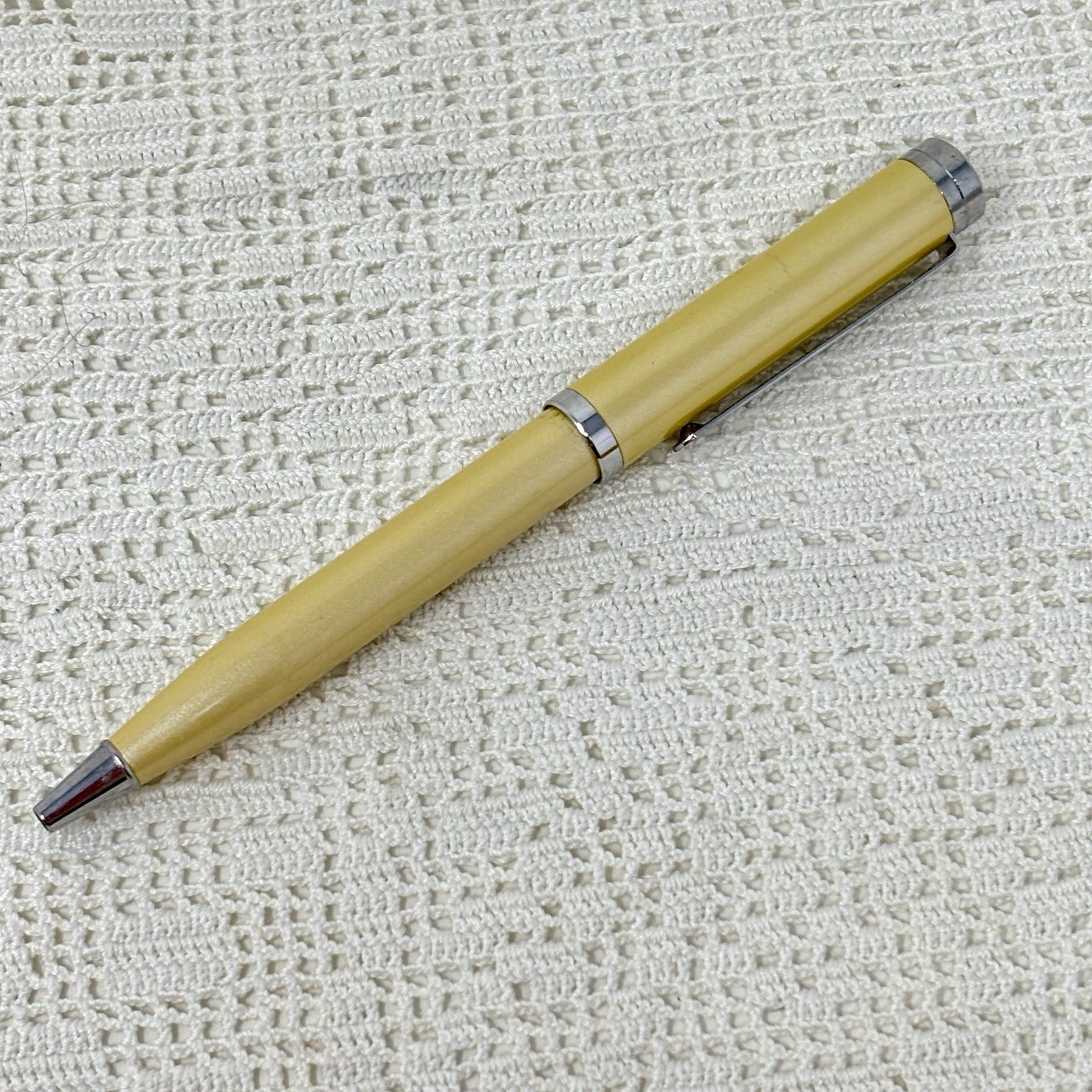 Vintage Viagra Pharmaceutical Drug Rep Ink Pen Writes Black Heavy Golden Yellow