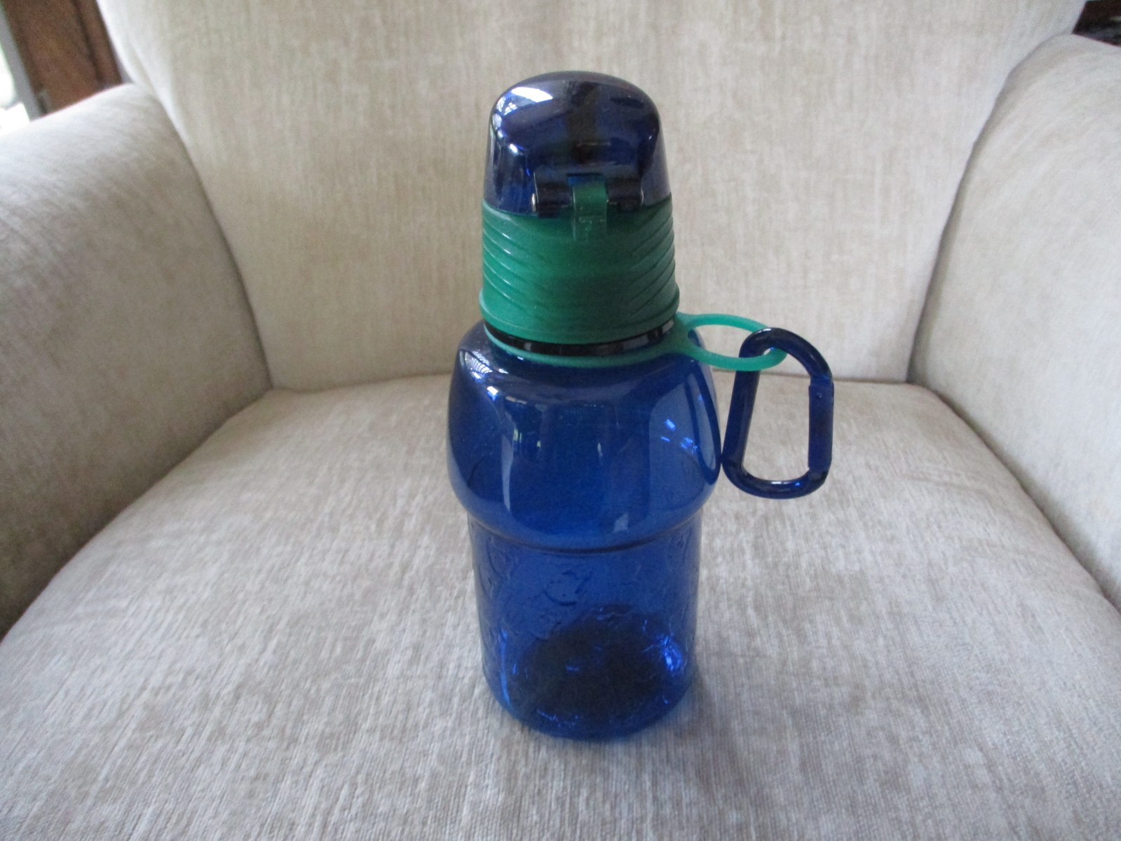 New Blue Rhinocort Pharmaceutical Water Bottle Drug Rep Collectible