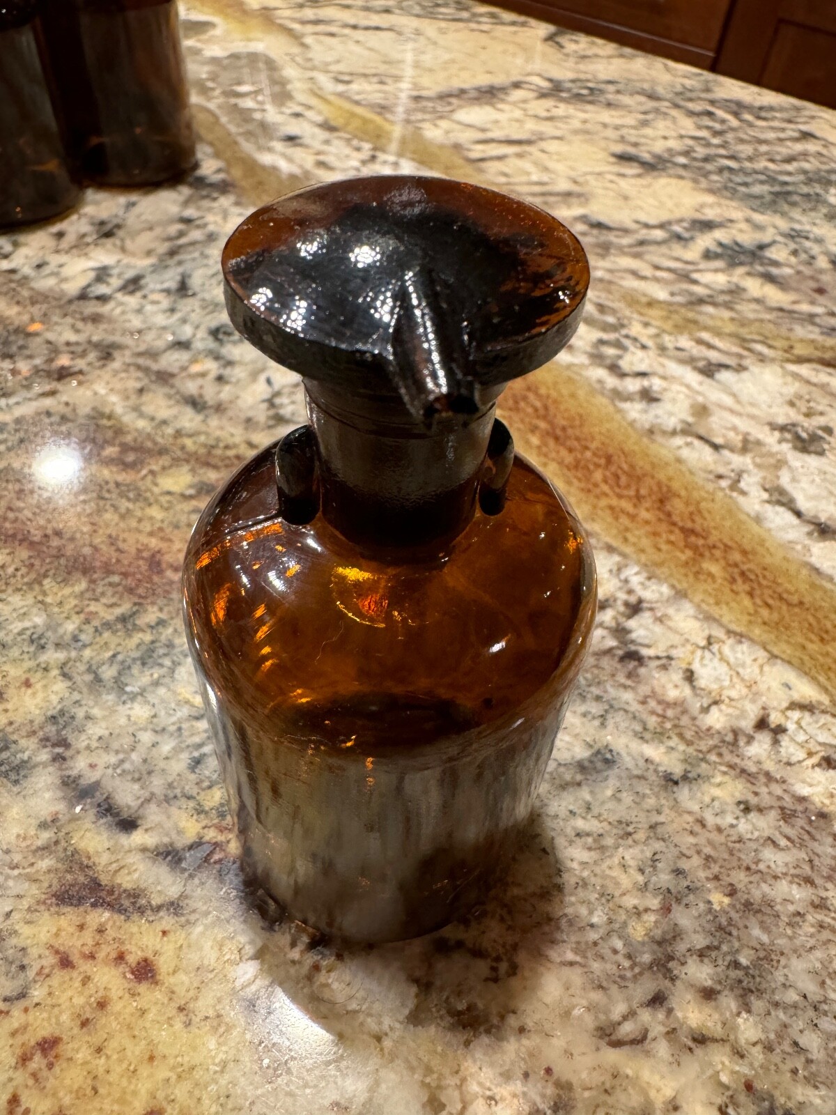 9 Wheaton Glass 100ml Scientific Apothecary Bottles Amber Glass Stopper Jars