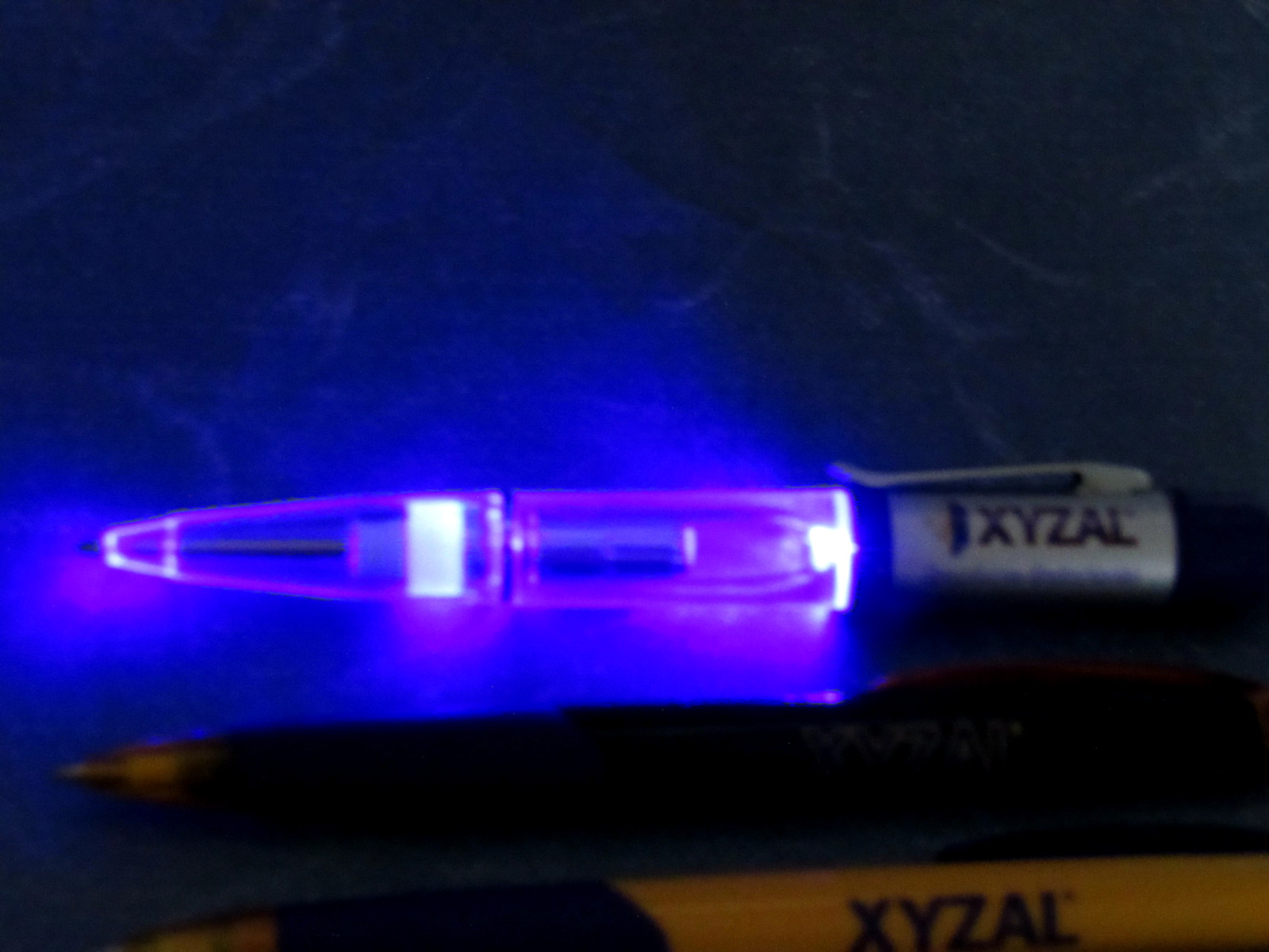 Lot of 4 Xyzal Drug Rep Pharmaceutical Promo Pens 1 Metal Light- Up in 2 Colors