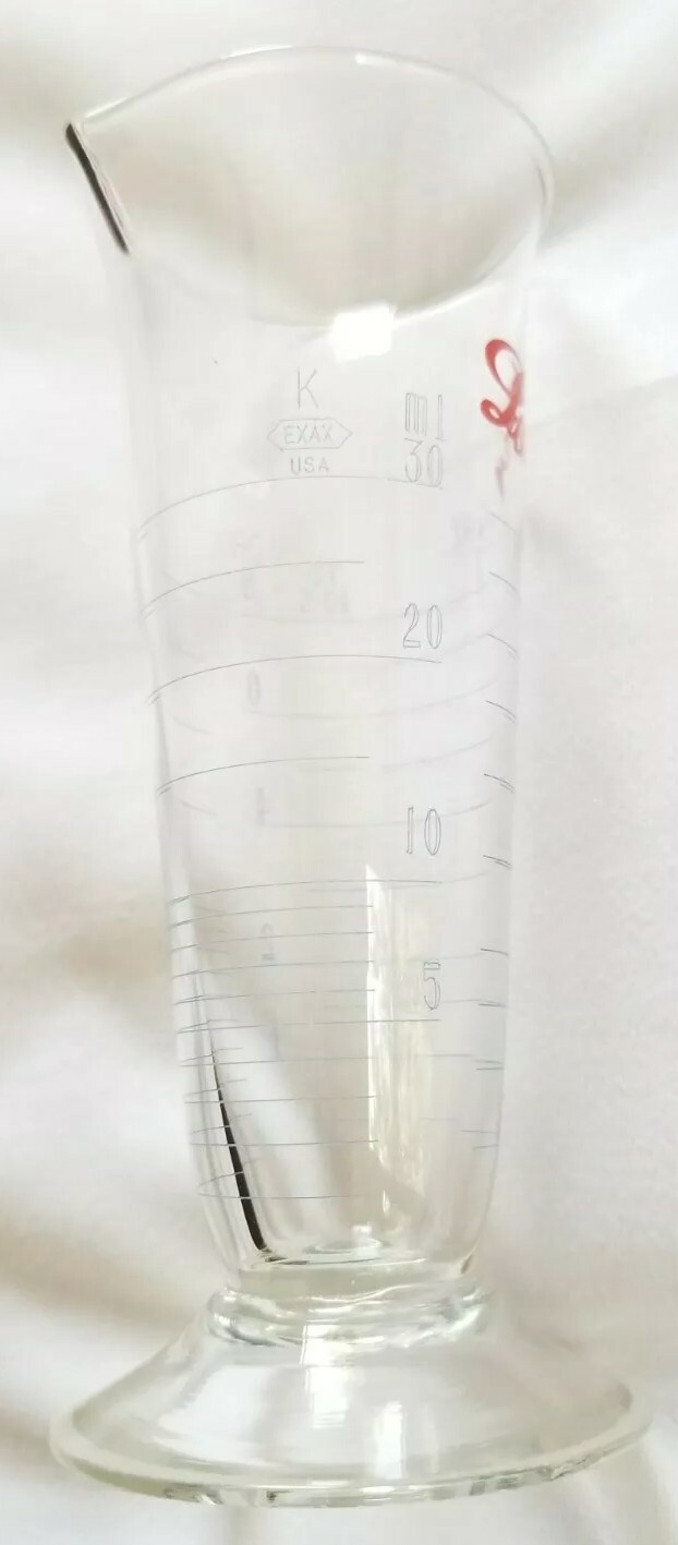 Lilly Beaker Glass Footed Graduated Cylinder Laboratory Chemistry 30 ML 1 oz VTG
