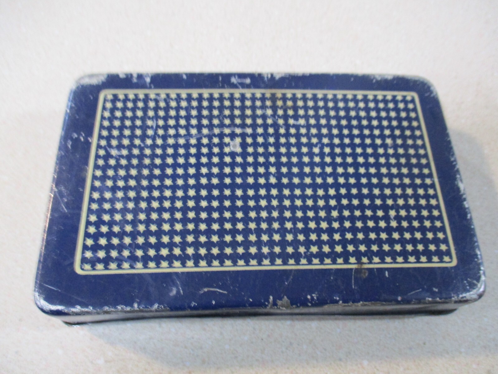 Antique Berlin German Pastilles De Bullrich medical tin box Victorian picture