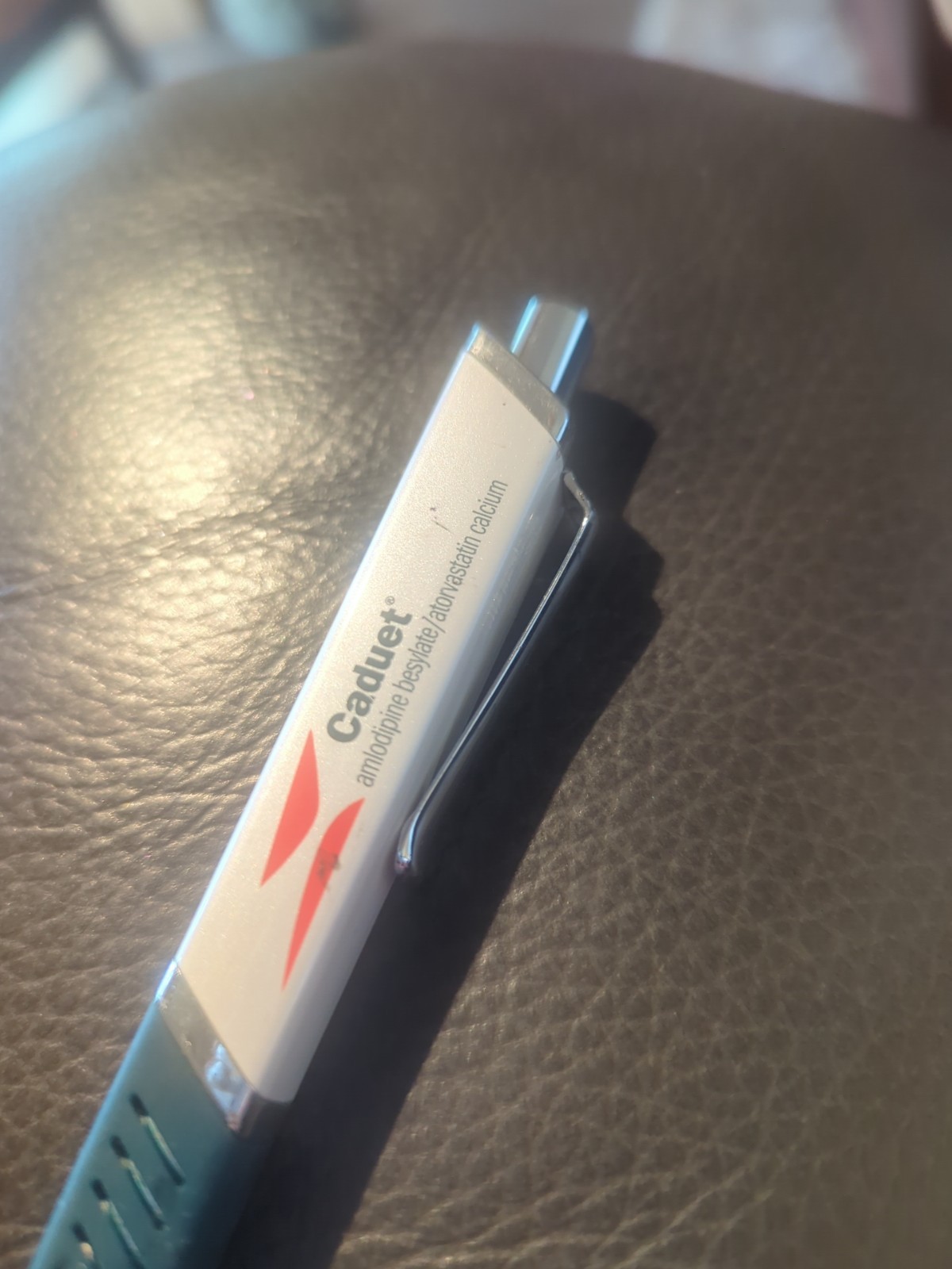 Lipitor Caluet Pharmaceutical Drug Rep Ballpoint Pen Blue White A