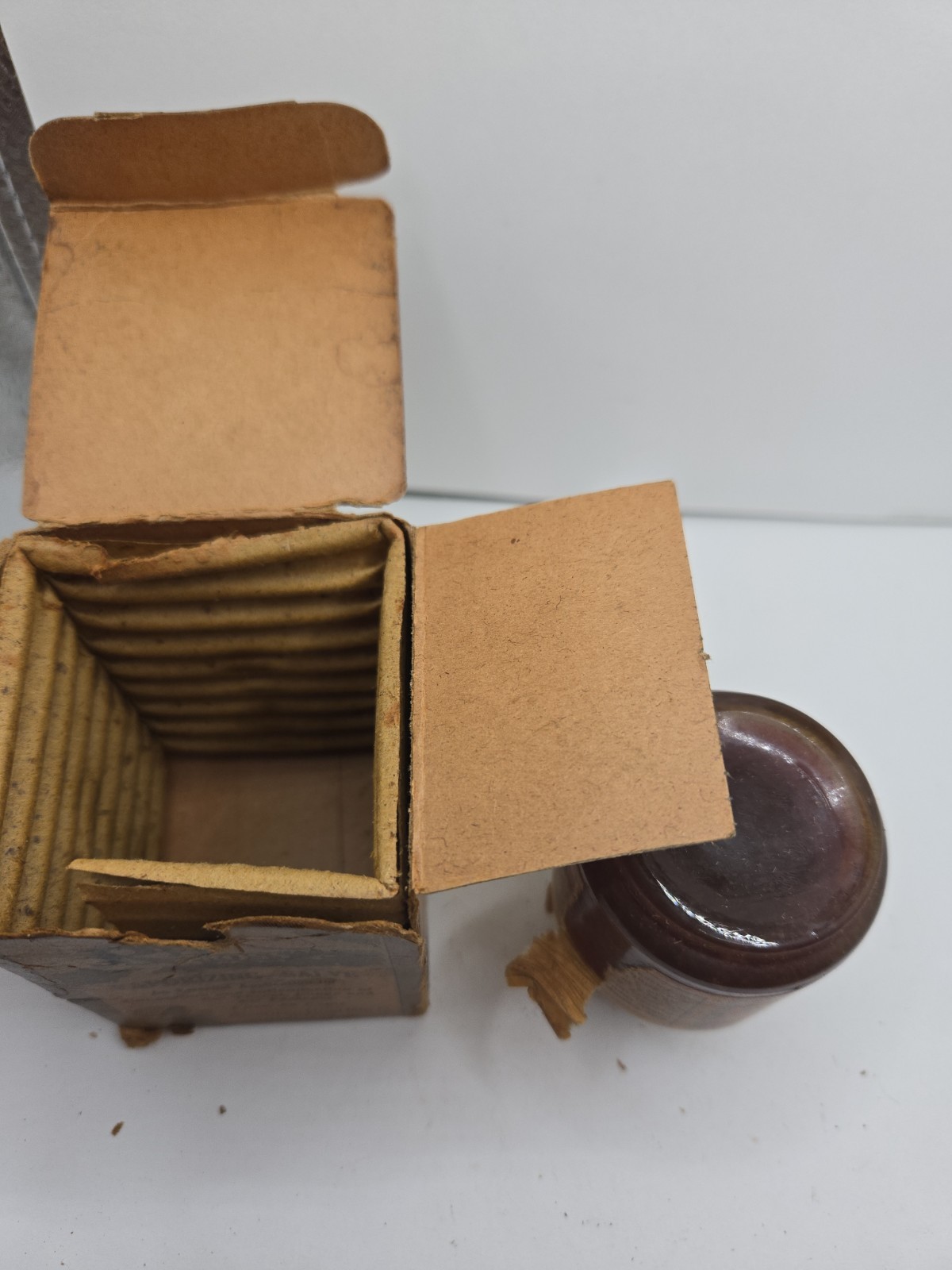 Vintage Red Cross Vaporizing Salve Original Box Amd Jar With Contents..