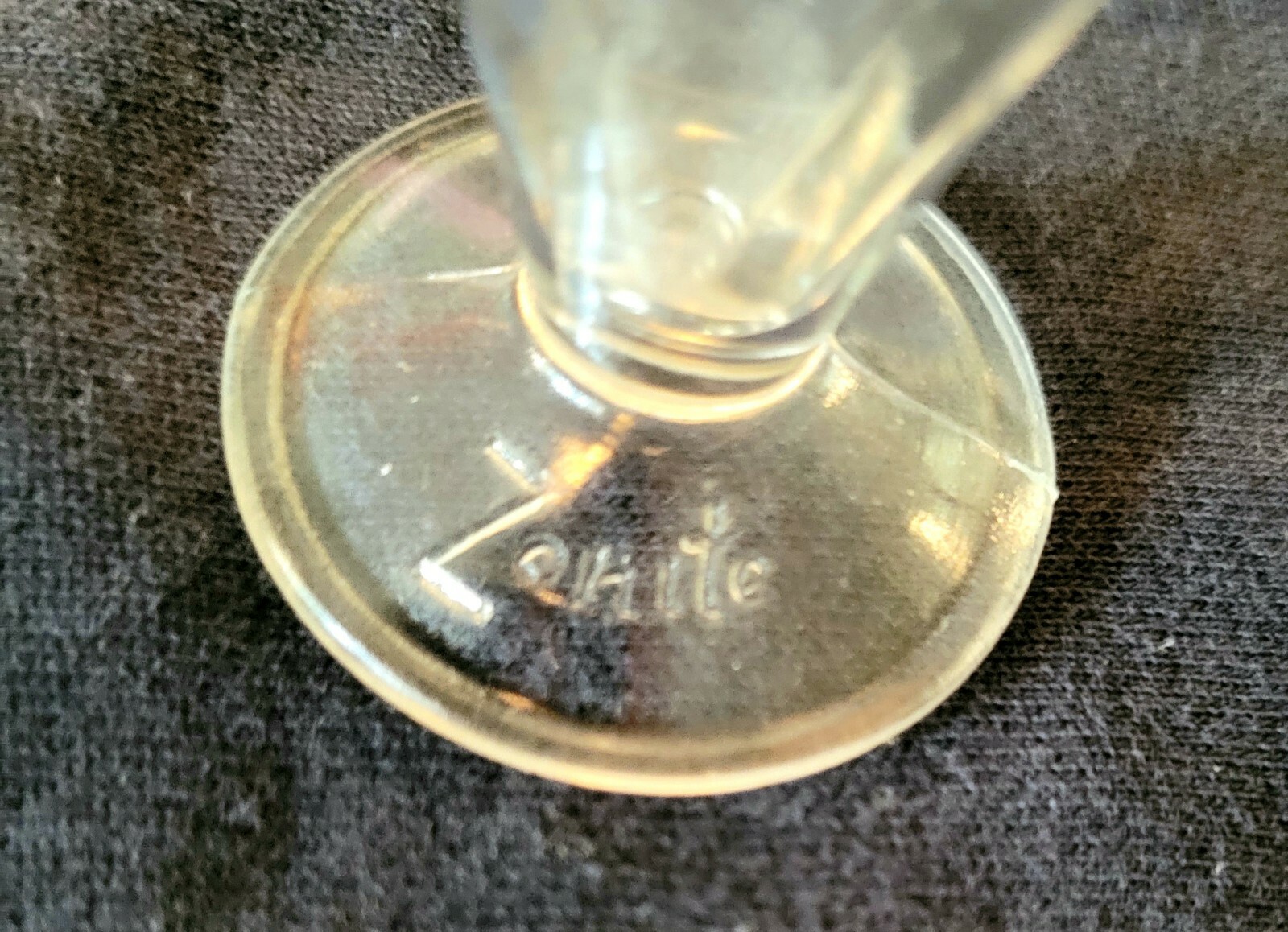 Vintage GLASS ZONITE 2 TABLESPOON APOTHECARY MEASURING BEAKER W/ SPOUT 3 1/2″