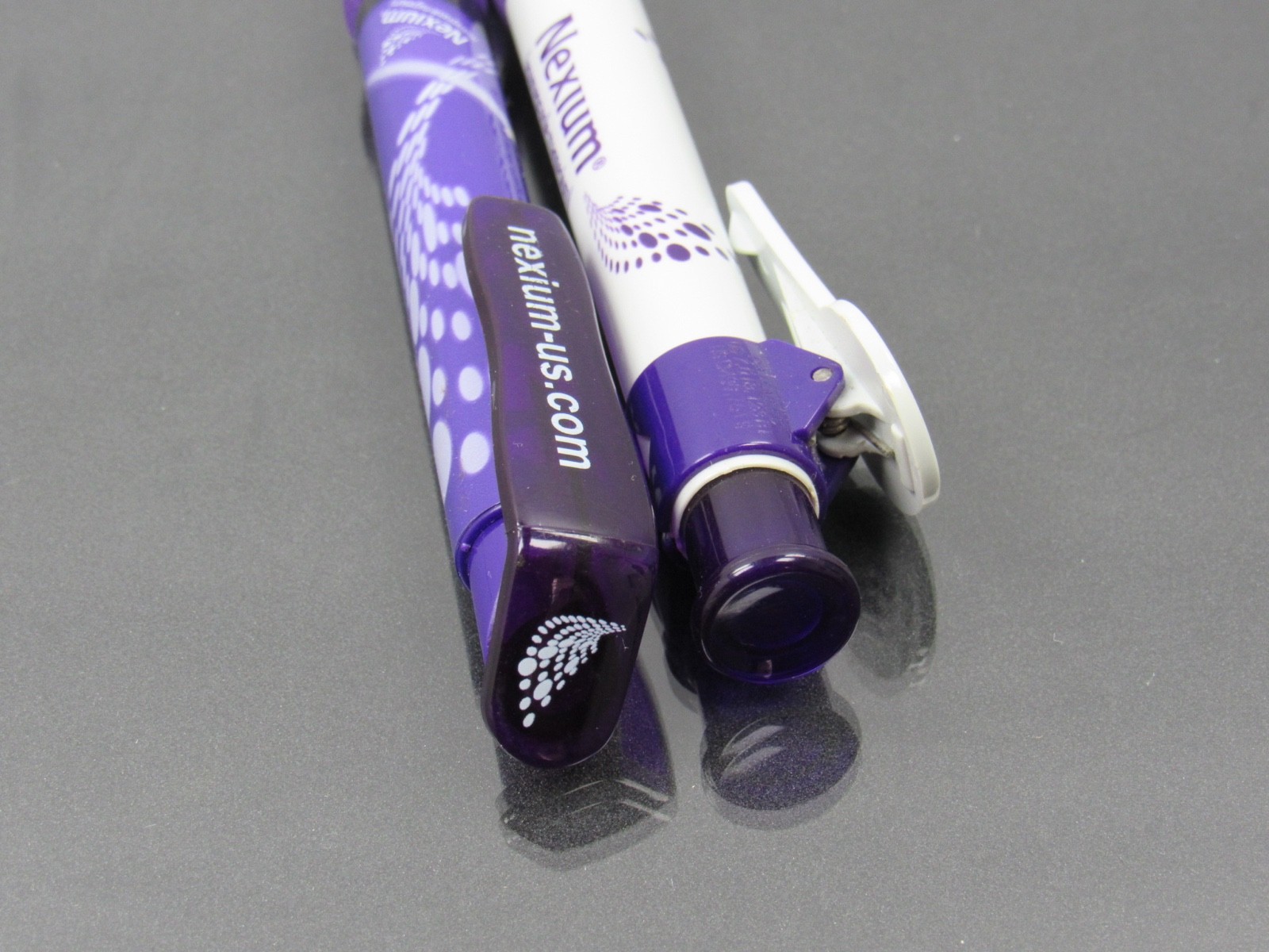 Nexium Wide Body PENS Drug Rep Pharmaceutical Promo Medical Advertising Lot of 2