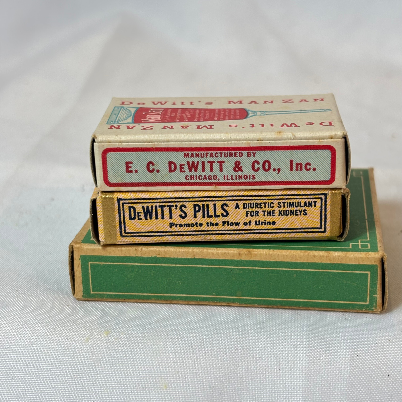 Vtg Henephs Foleys Dr Scholls Chambers DeWitts Pharmacy Lot In Original Boxes