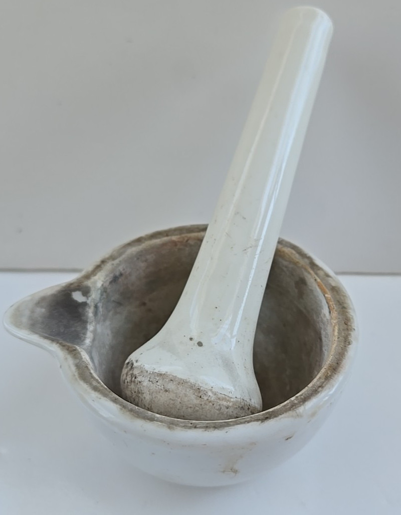 COORS Vintage Mortar & Pestle Porcelain Set Spout Science Lab Made In the U.S.A.