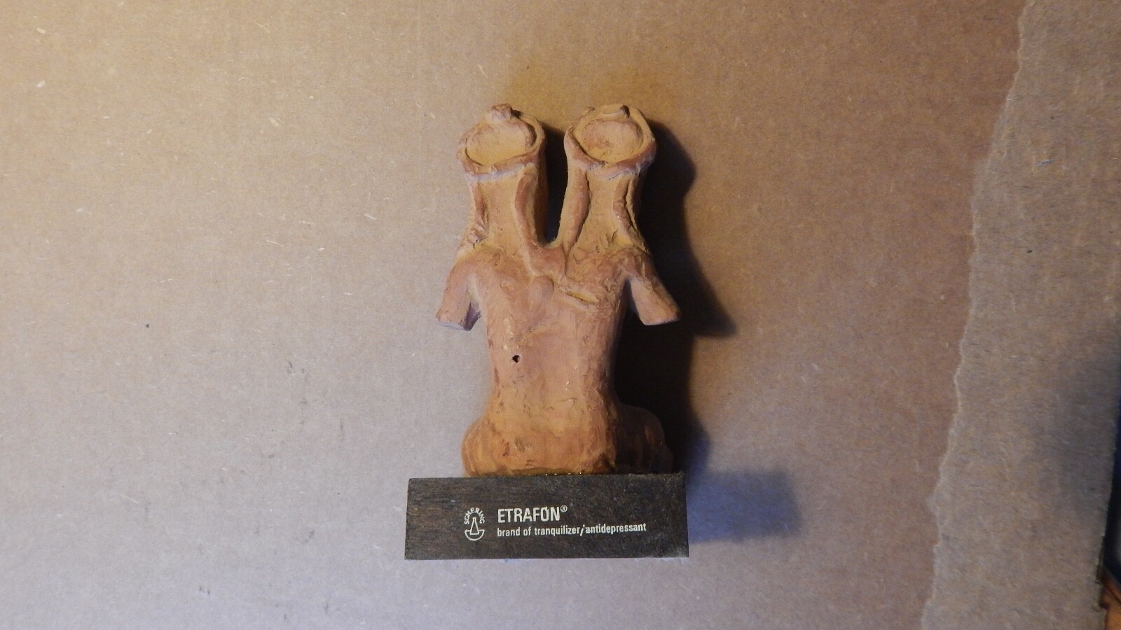 DUAL EMOTIONAL DISTRESS ETRAFON PHARMACEUTICAL 700 BC REPLICA CLAY STATUE INTRNL