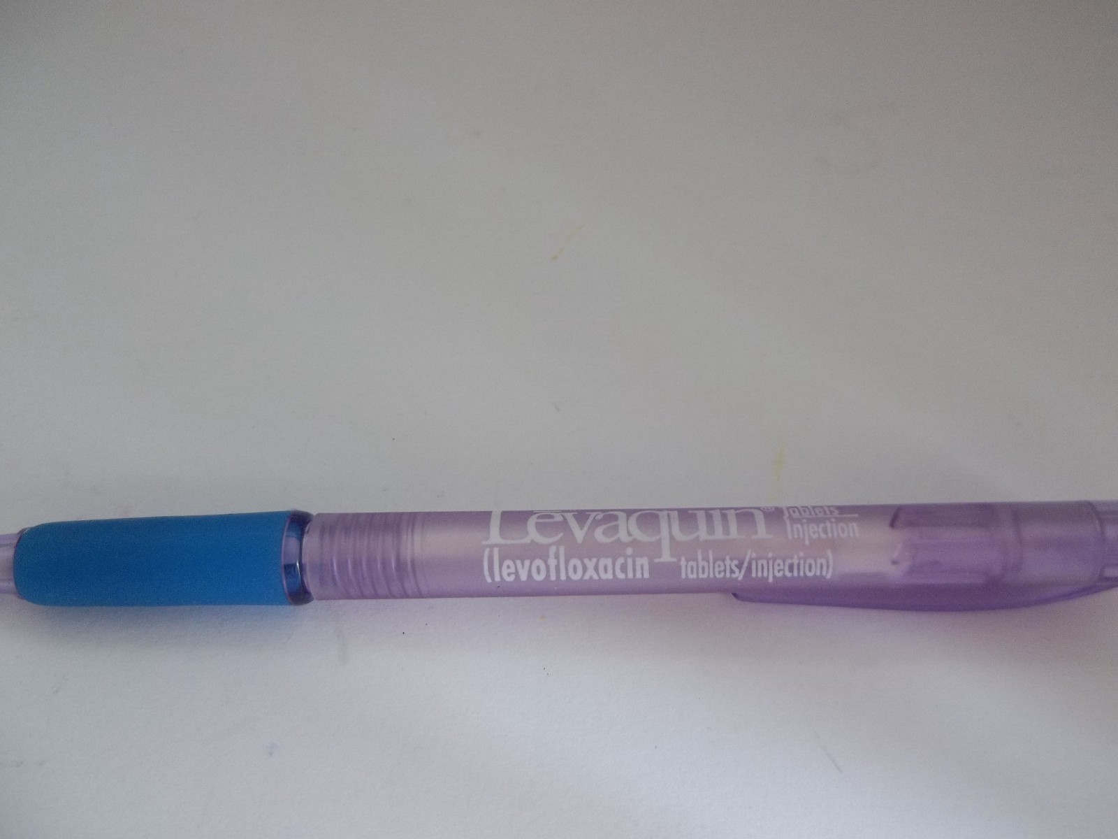 Lot of 7 Vintage Pharma Pens – Cipro Levaquin Sporanox Biaxin Pletal Risperdal