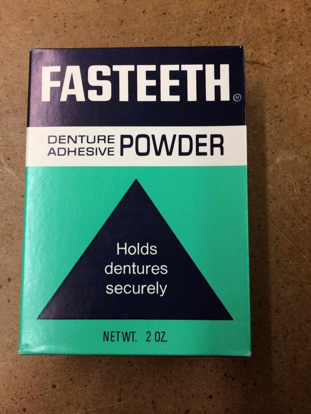 Vintage 1970’s Fasteeth Denture Adhesive Powder Vick NY *New Old Stock* W/Box