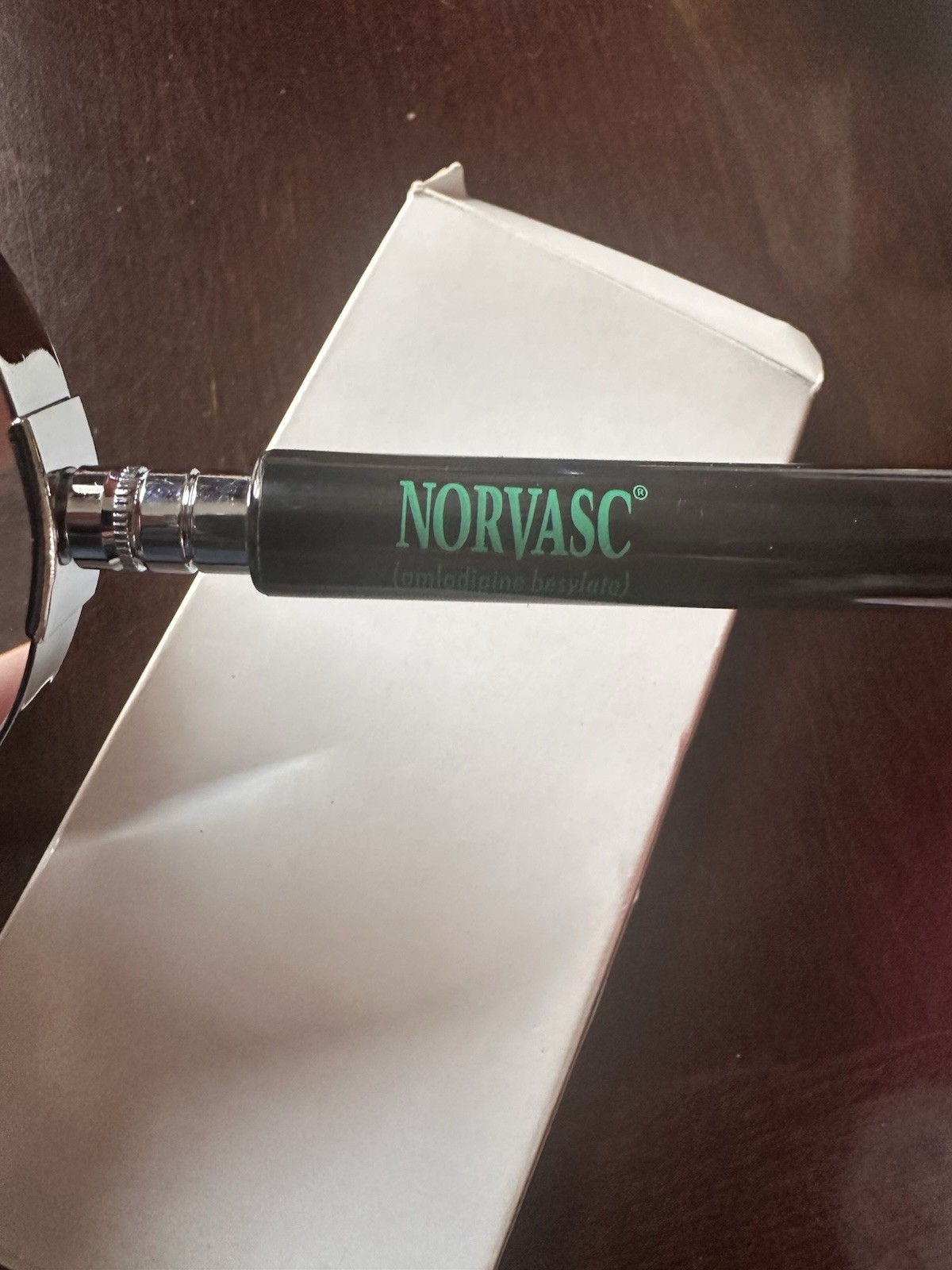 Norvasc collectible magnifying glass with box