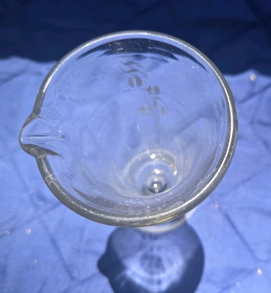 Vintage Armstrong’s Phenix Pharmaceutical 2 Ounce Graduate Cone Shape W/ Box