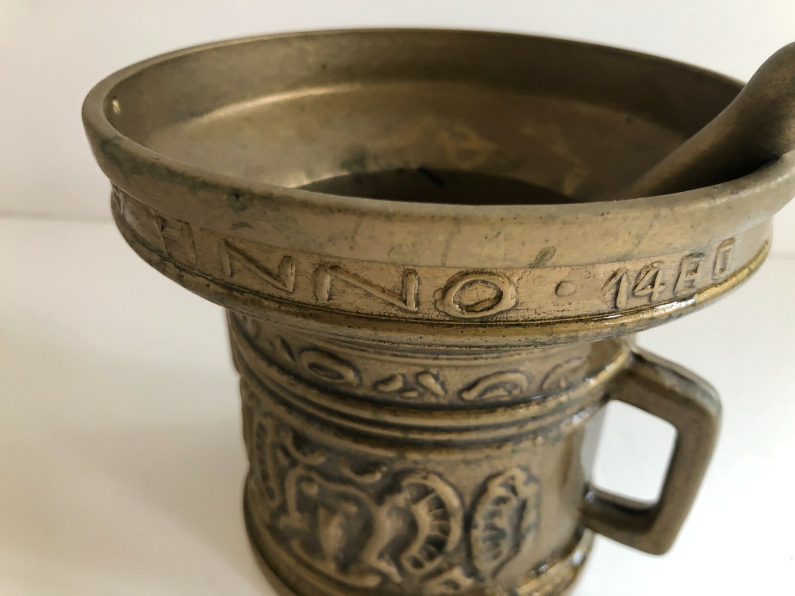 Antique Bronze Apothecary Mortar & Pestle Niette Verwin Anno 1480