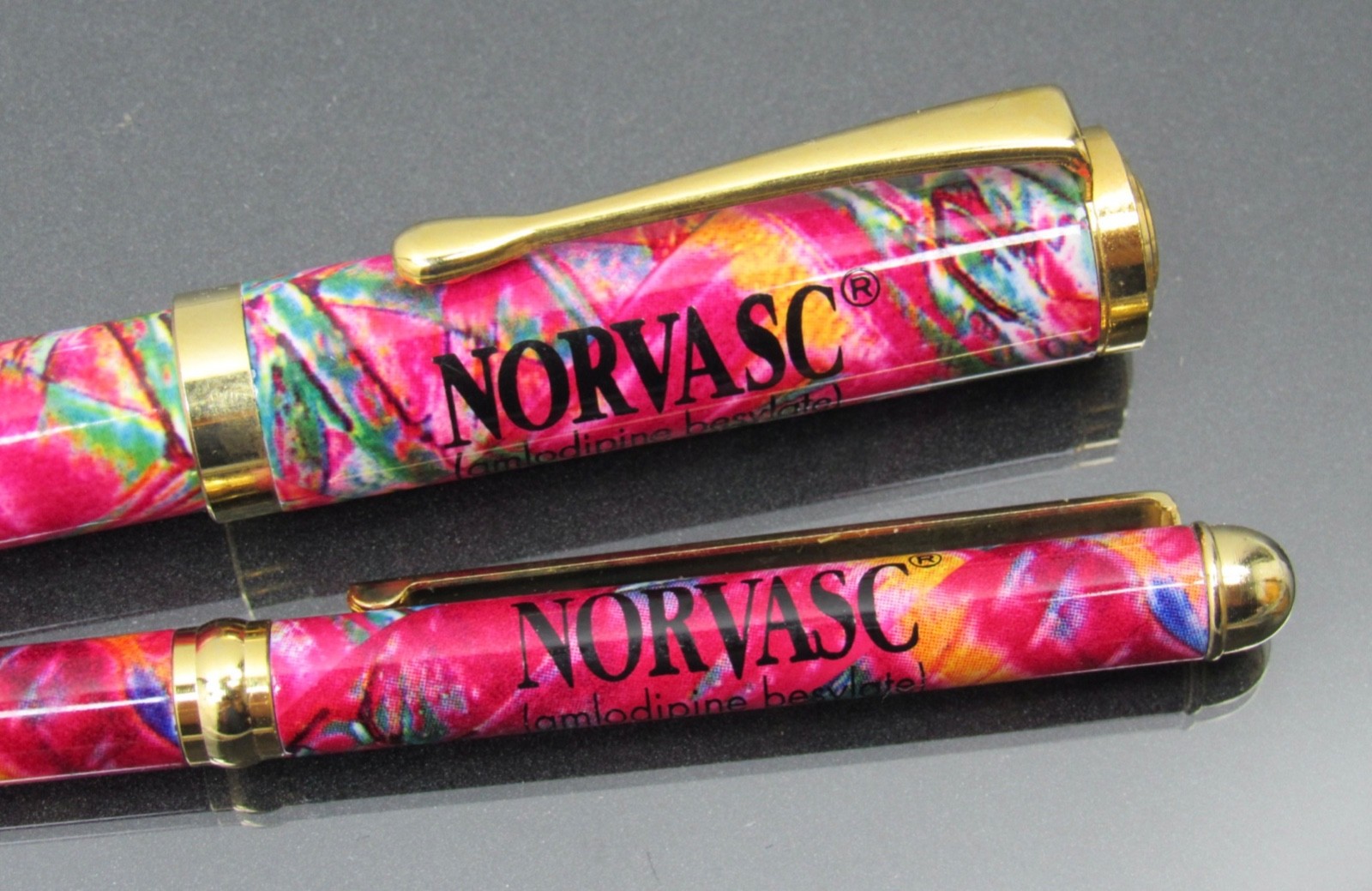 Unique Colorful Norvasc Metal PENS Drug Rep Pharmaceutical Advertising Lot of 2