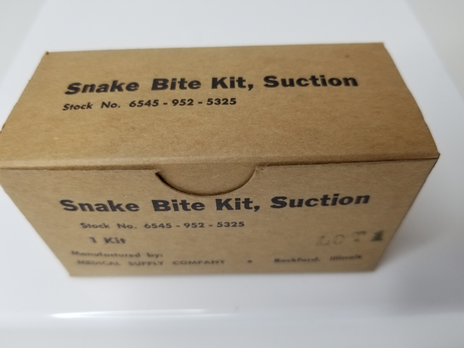 Vintage Saunders’ Snake Bite Kit Medical Supply Co. NEW OLD STOCK