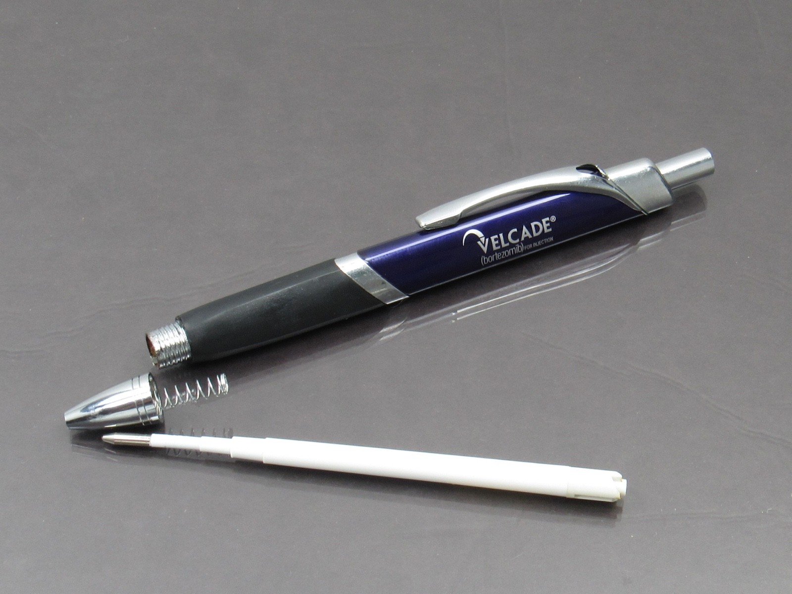 Triangular Beauty Velcade PEN Drug Rep Pharmaceutical Promo Medical Advertising