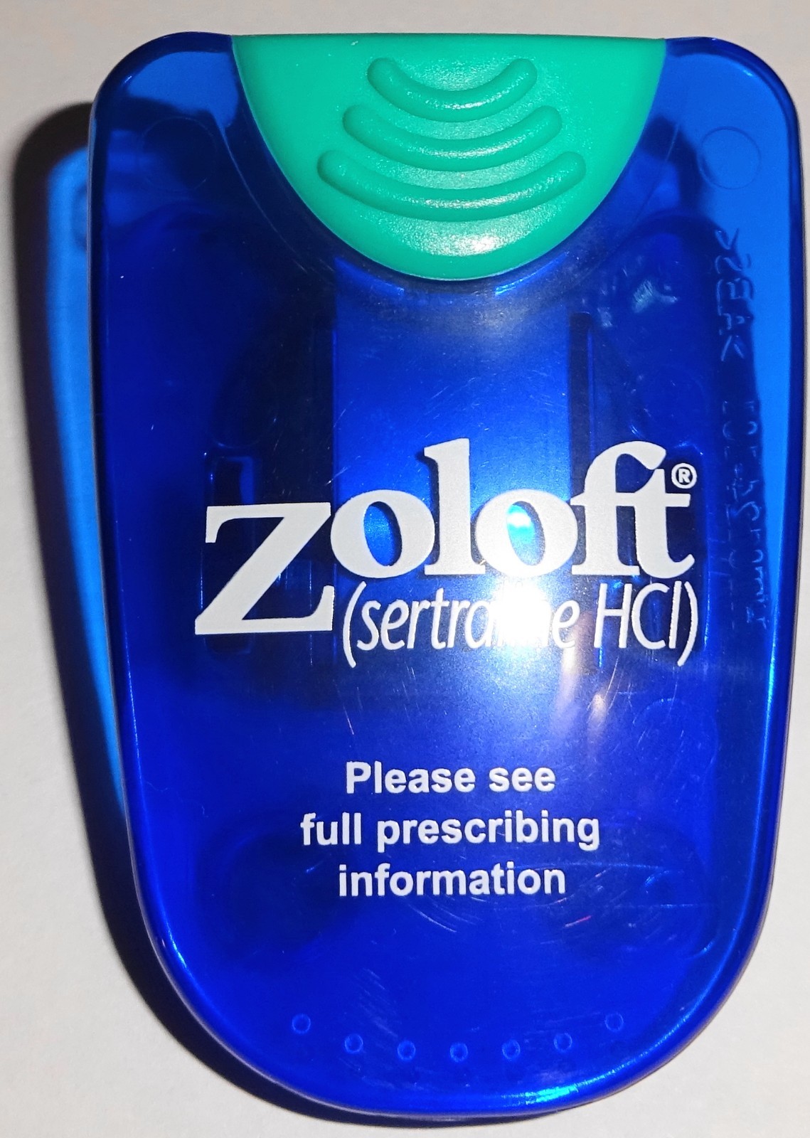 ZOLOFT MEDICAL LOGO COLLECTIBLE CLIP MAGNET NEW