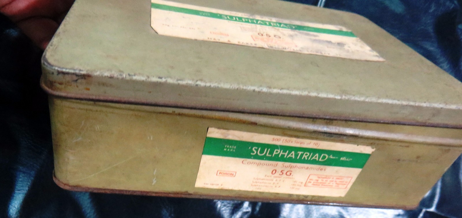 SULPHATRIAD Pharma Medical Collectible Empty TIN sign Box May & baker Ltd India