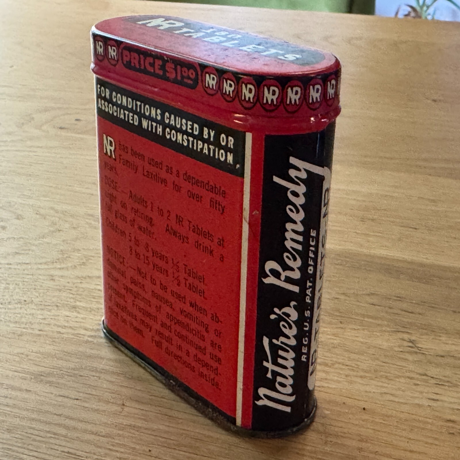 Vintage Nature’s Remedy NR-Tablets Metal Box with Lid, Pharmacy Tin, Circa 1930