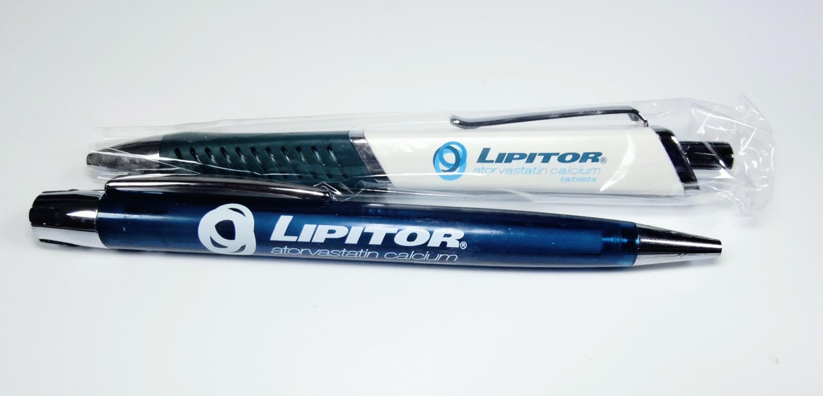 NOS Pfizer Lipitor Pharmaceutical Advertising Pens Lot of 2 Medical Promo WORKS