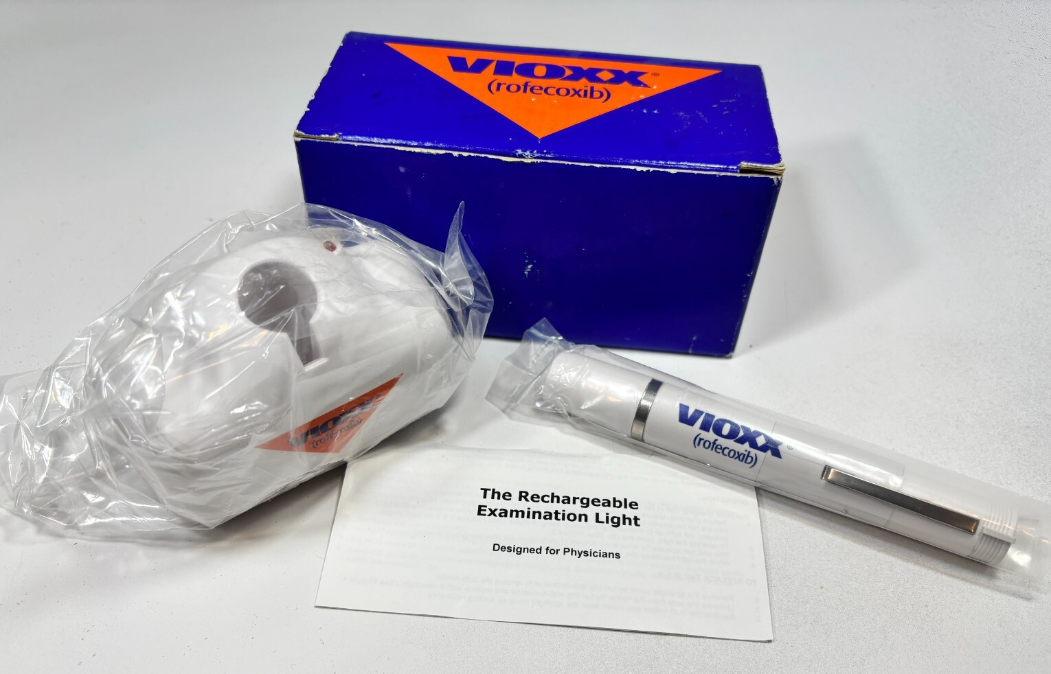 Vioxx Rofecoxib Merck Physician Pen Light Flashlight Pharmaceutical Rep Promo