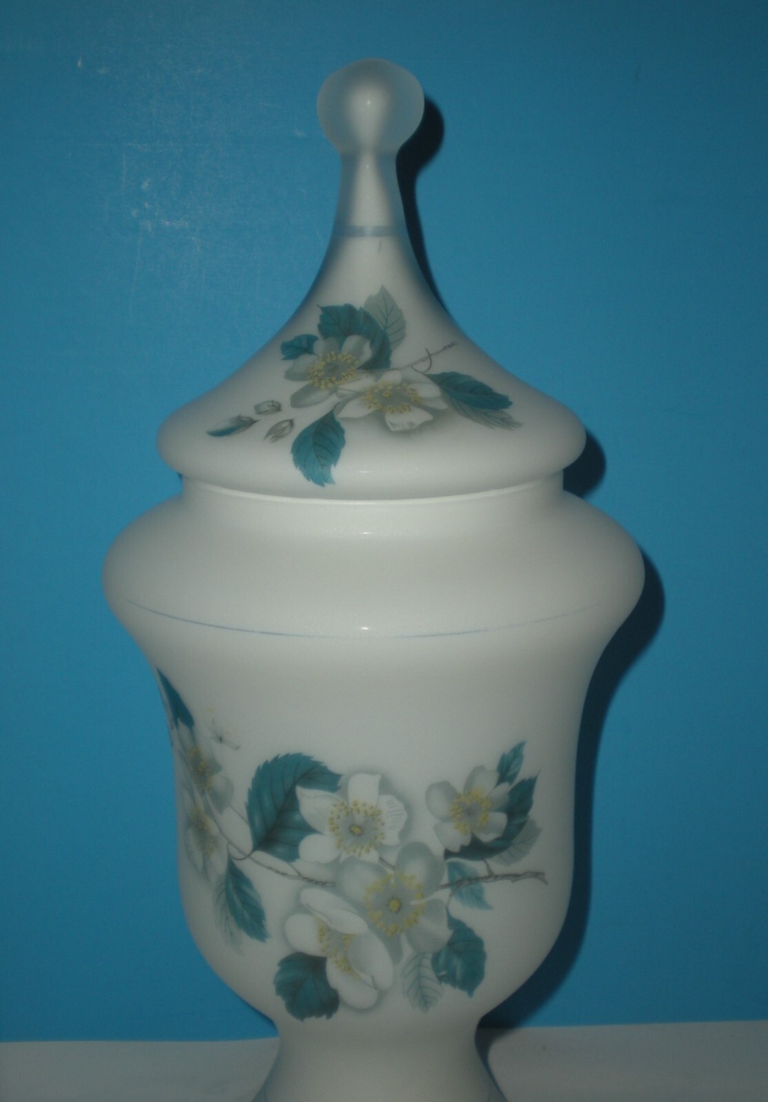 13″ Apothecary Jar Canister Circus Tent Lid vtg Candy container Blue Floral