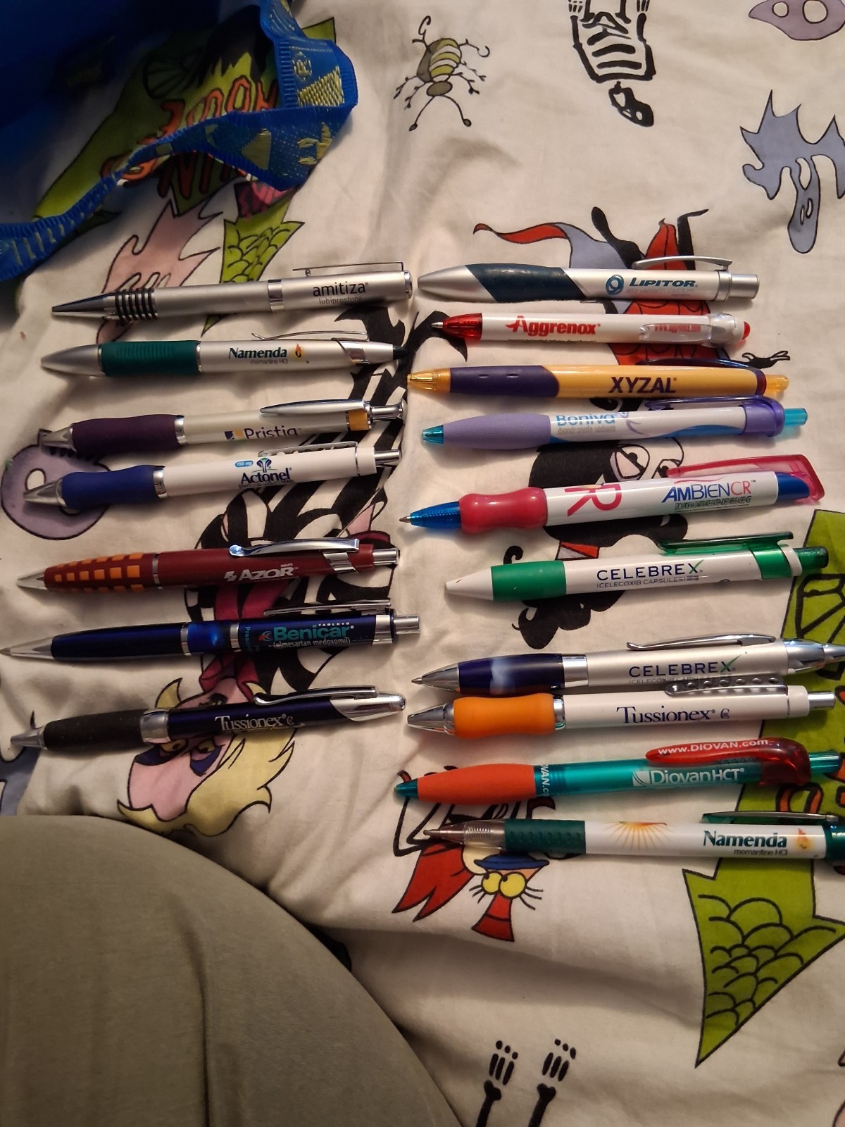 Lot 17 Pharmaceutical Rep pens Celebrex Boniva Diovan AmbienCR