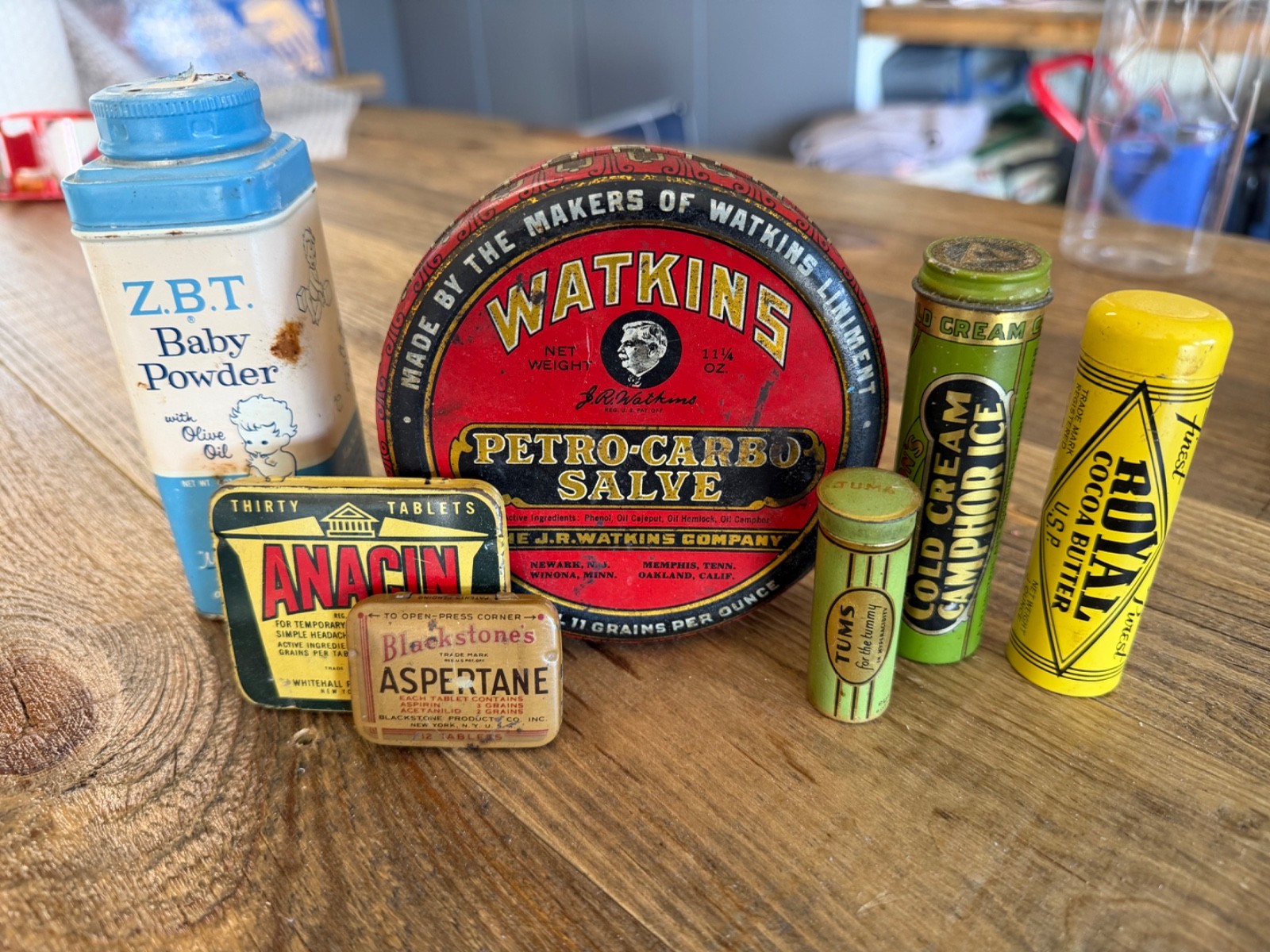 Vintage Pharmacy Apothecary Items