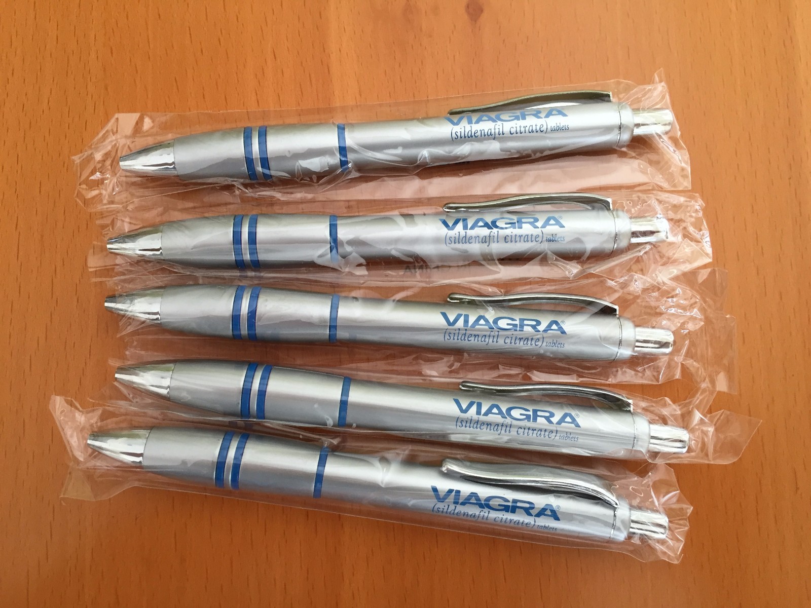 Set of 5 VIAGRA drug rep pens – plastic looks like metal – COOL!