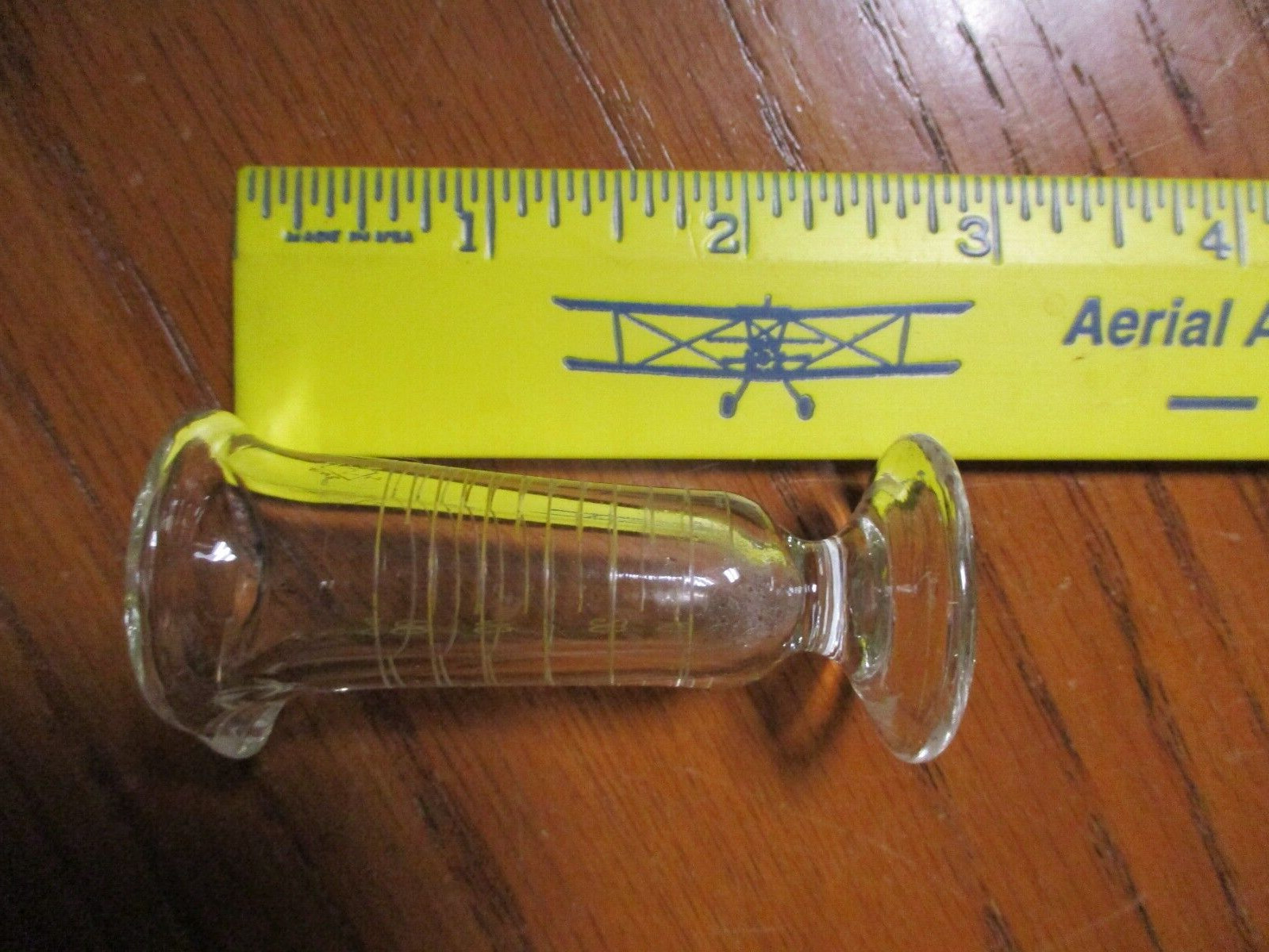 Vintage Graduated Beaker 80 Microliter Glass Footed Pharmacy – 2 3/4″ tall – EUC