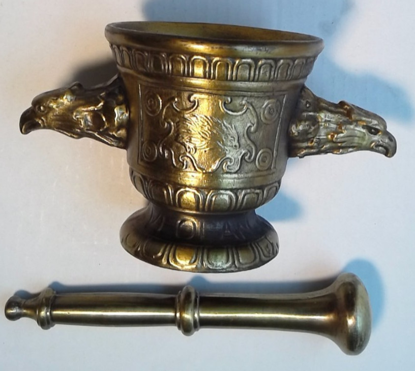 Vintage Heavy Bronze Mortar & Pestle VFOLAN MDCL Twin Eagle Heads Apothecary