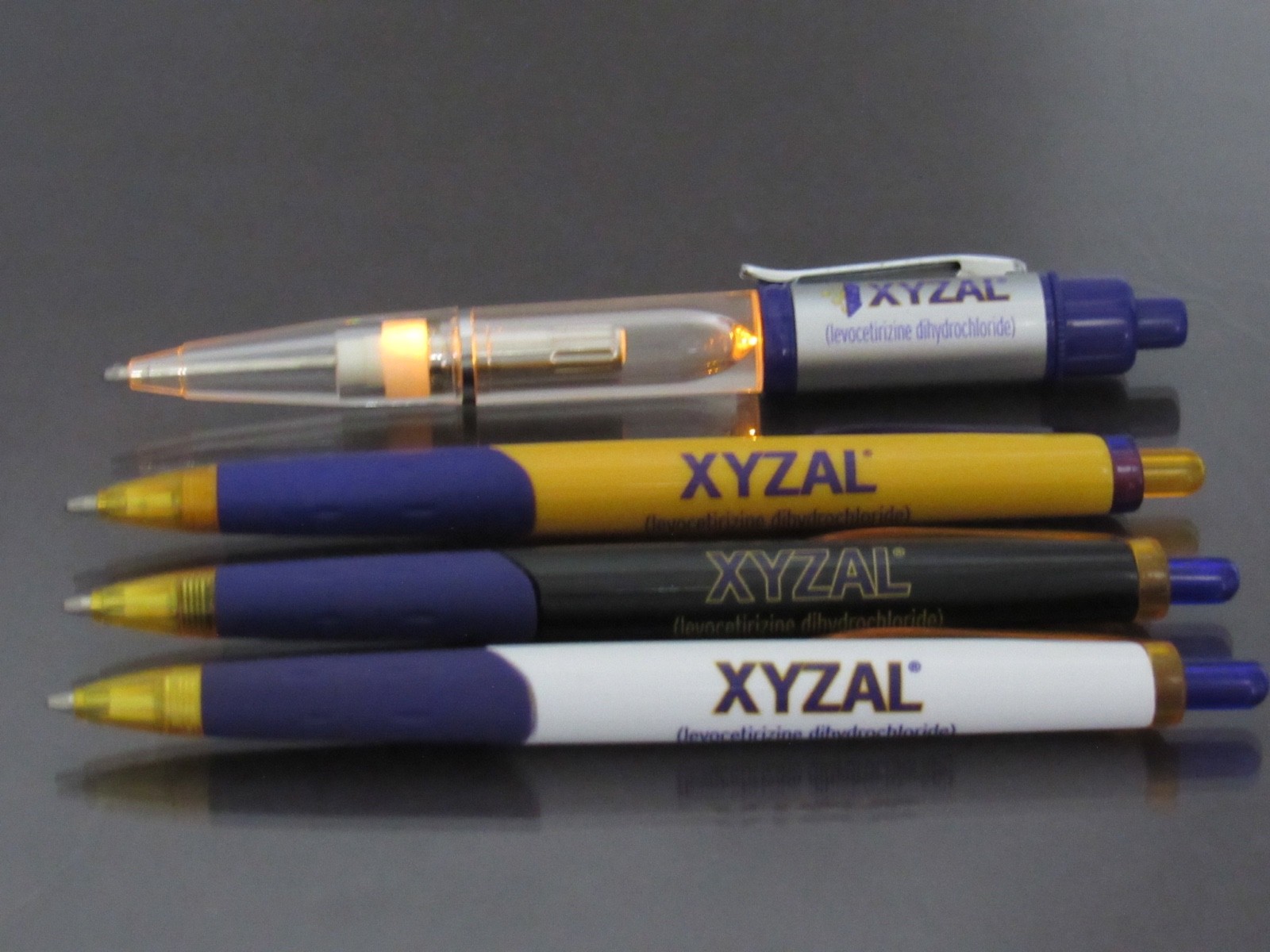 Lot of 4 Xyzal Drug Rep Pharmaceutical Promo Pens 1 Metal Light- Up in 2 Colors