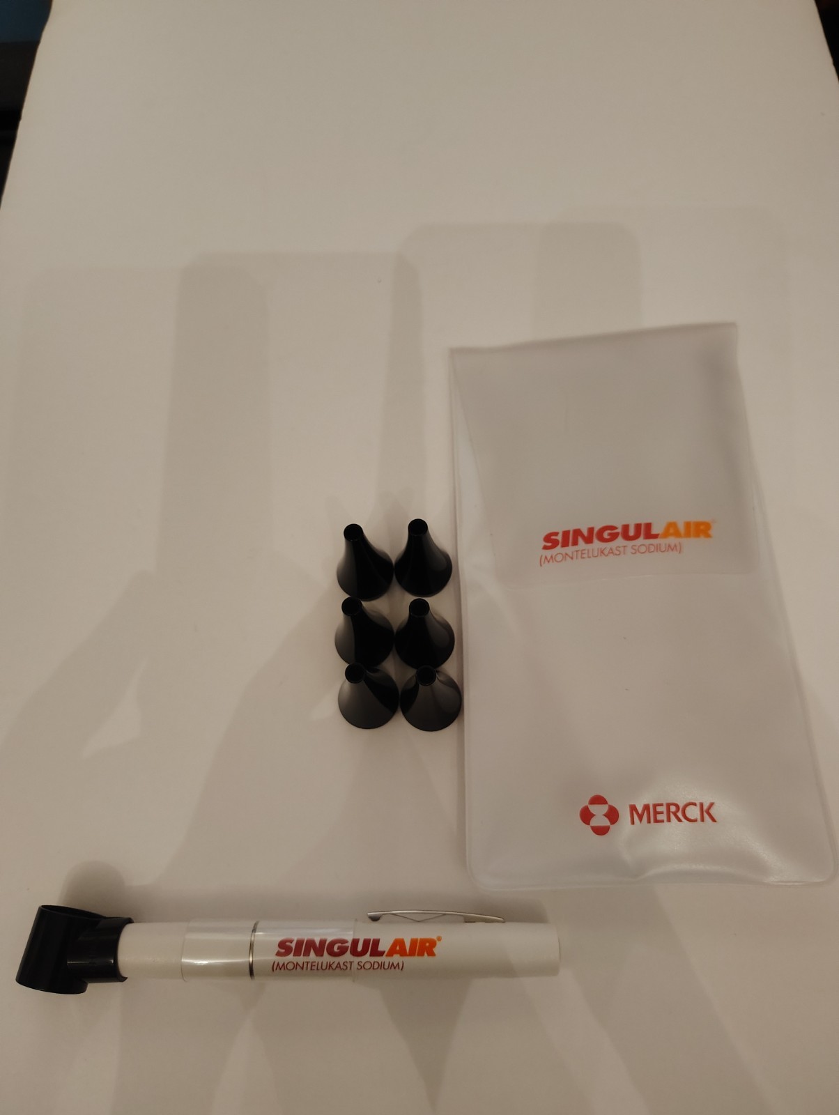 Vintage Advertising Singulair Merck Advertising Drug Rep / Pharma Otoscope Light