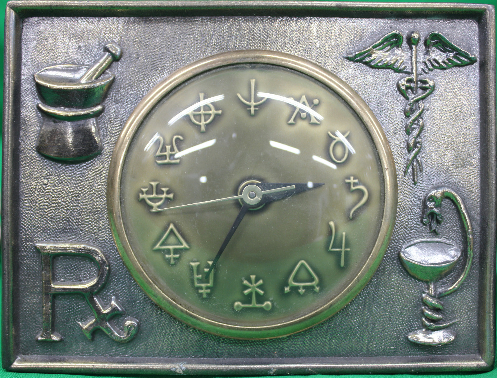 Orig Vintage Medical Pharmaceutical Desk Clock w/Flip Address File 1950s-60s