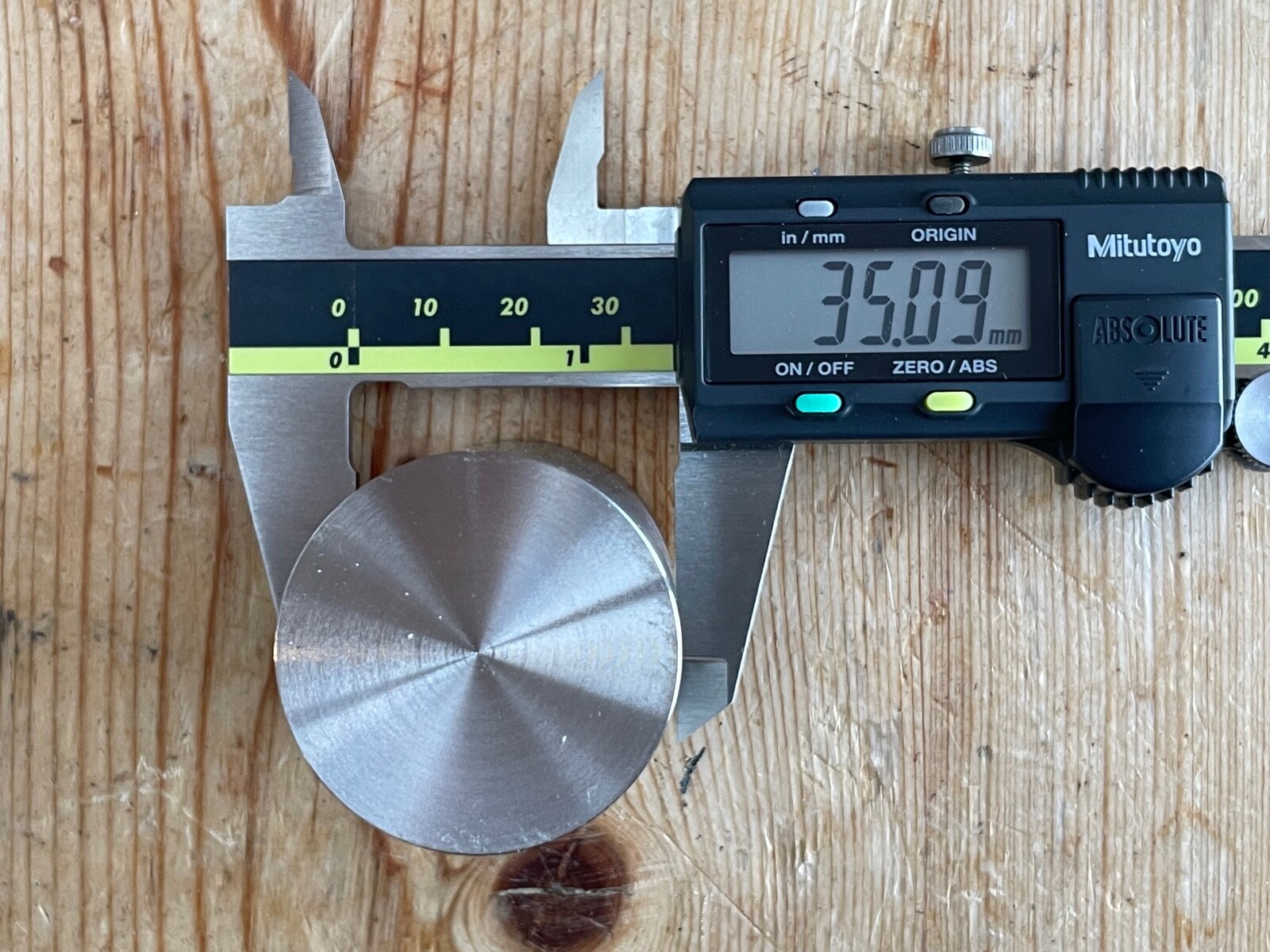 Tungsten, Magnesium & Titanium Solid Metal Cylinders length55mm diam35mm