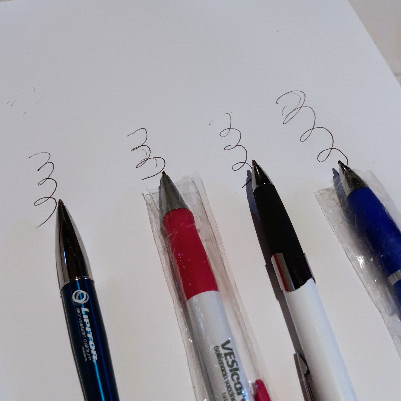 Pharmaceutical Rep Promo Pens-Lot Of 4-Lipitor-Favmir-Vesicare-Biaxin XL
