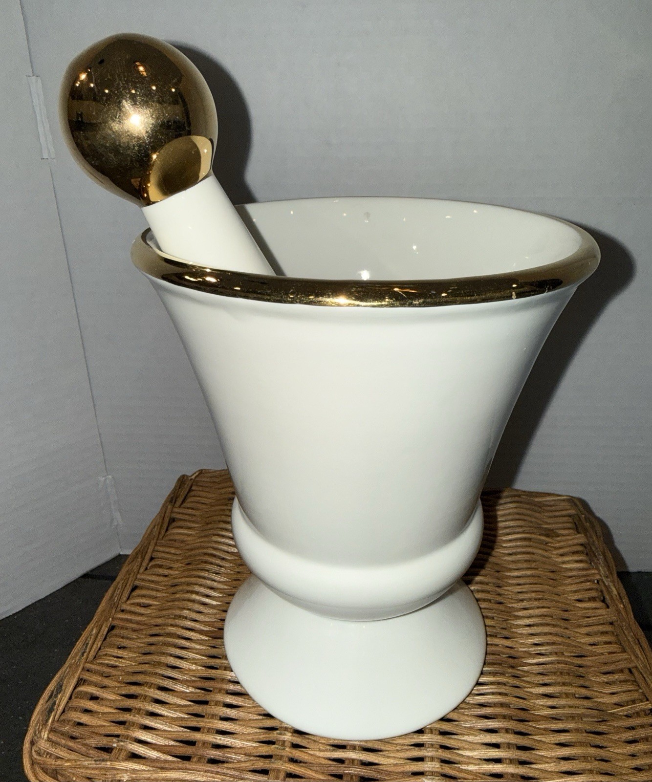 Antique Owen’s-Illinois Porcelain Mortar & Pestle Pharmacy Advertising Piece