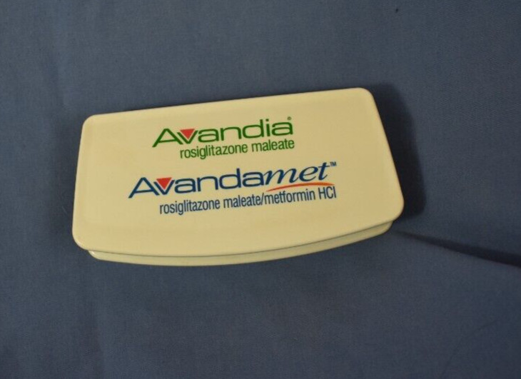 Avandia Medical Drug Rep Pharmaceutical Advertising Binder Clip Sale Promotional