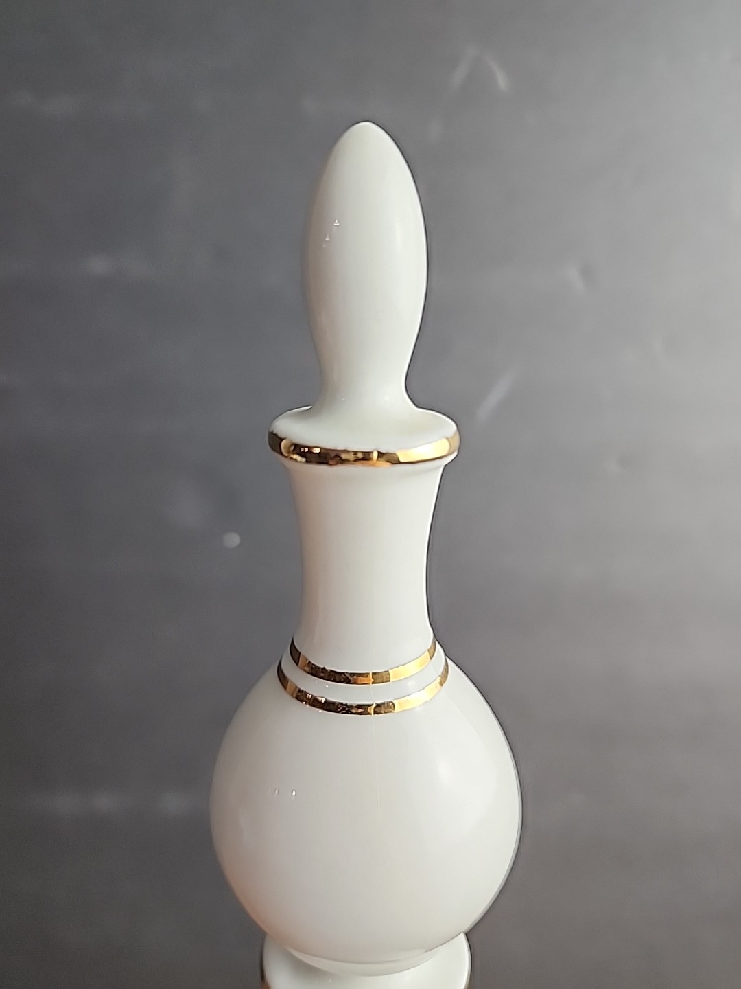 Owen Illinois Pharmacy Finial Globe Vintage Decorative Drug Store White and Gold