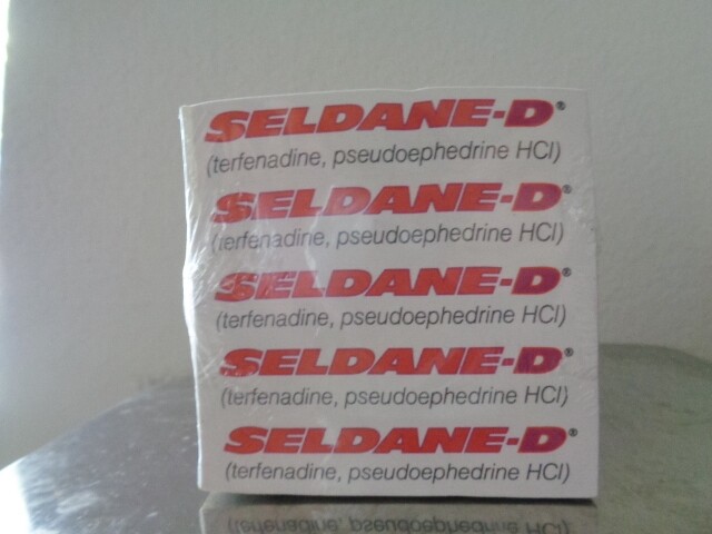 Drug Rep Advertising Note Cube Paper Block Seldane-D Allery Medicine VTG Promo
