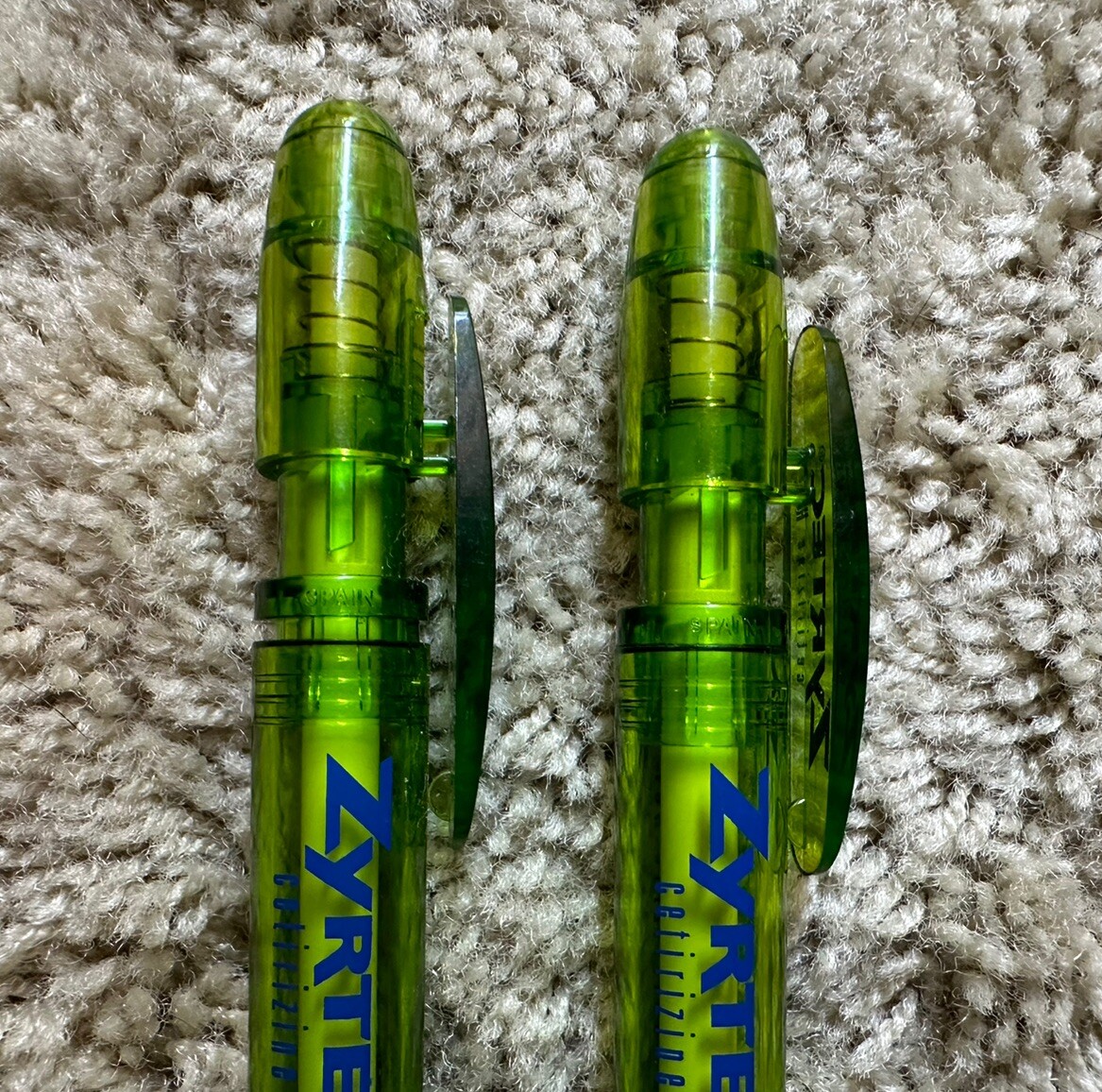 Drug Rep ZYRTEC Collectible Plastic Pens – Blue And Lime Green