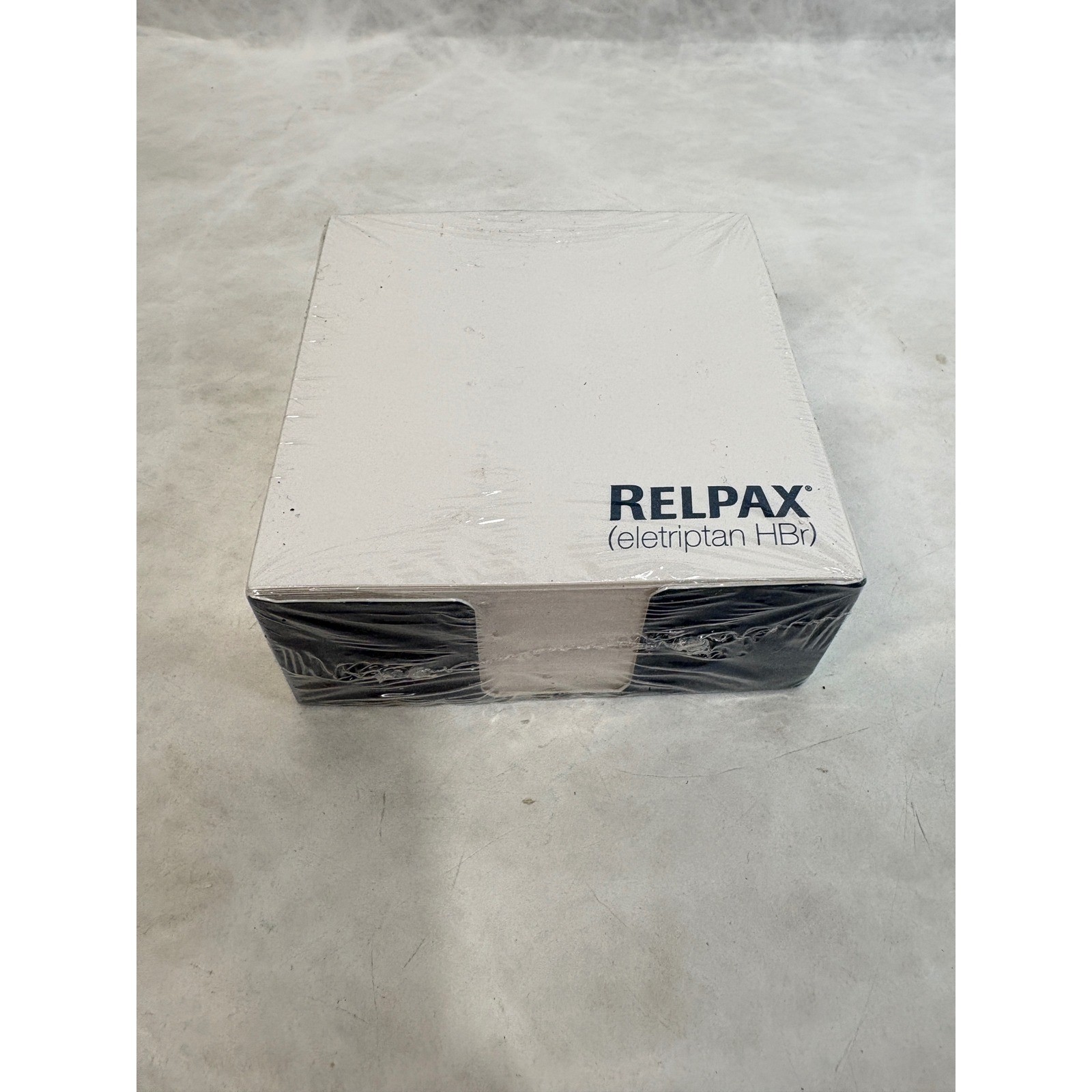 Relpax Eletriptan HBr Pharma Drug Rep Sticky Note Pad Holder Sealed New
