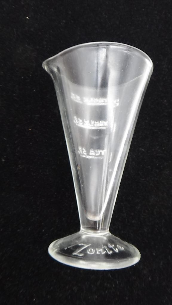 Vintage Zonite Embossed Glass Apothecary Medical Measuring Cup NICE!