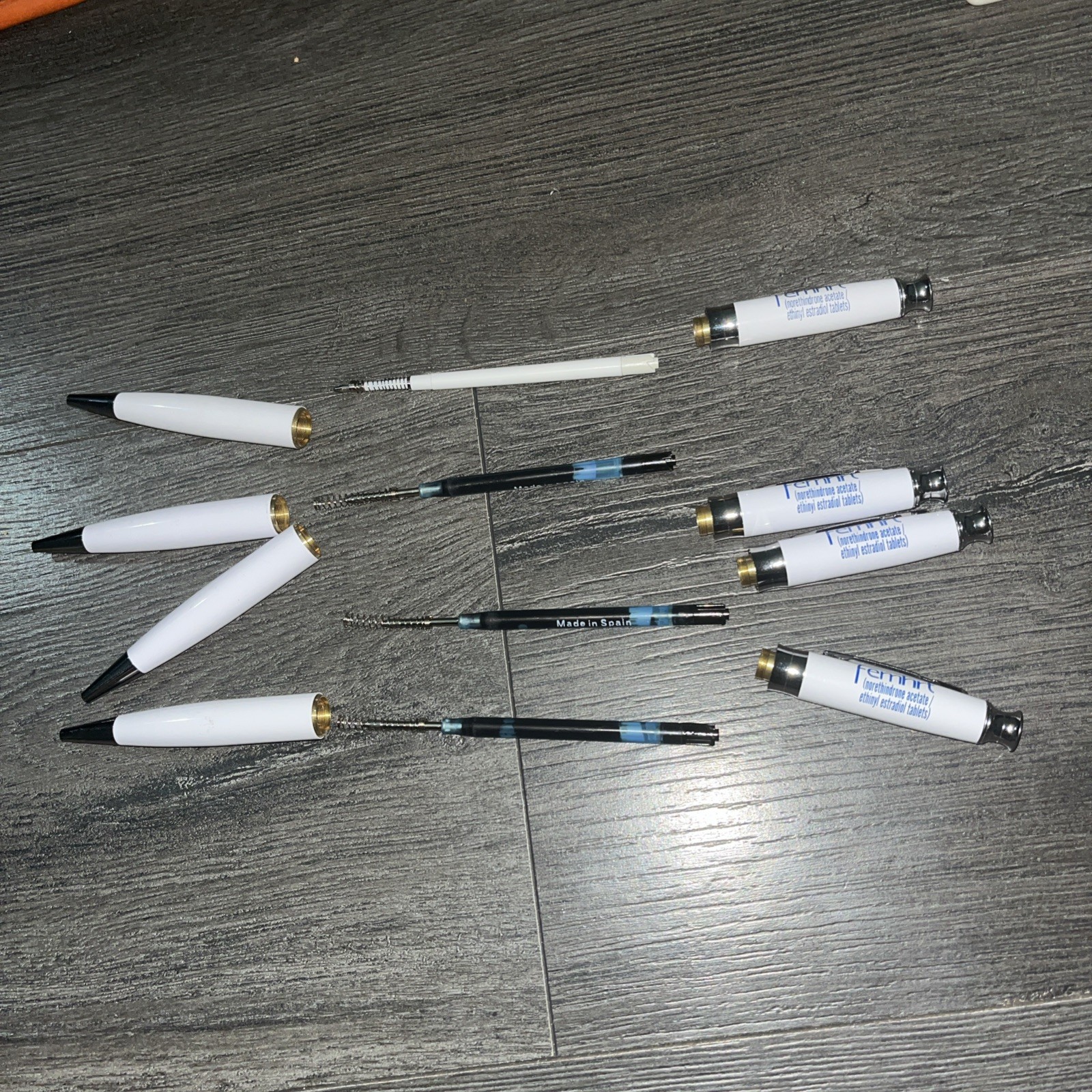Pharmaceutical Drug Rep Femhrt Pen Pfizer Collectible Heavy Metal Twist LOT