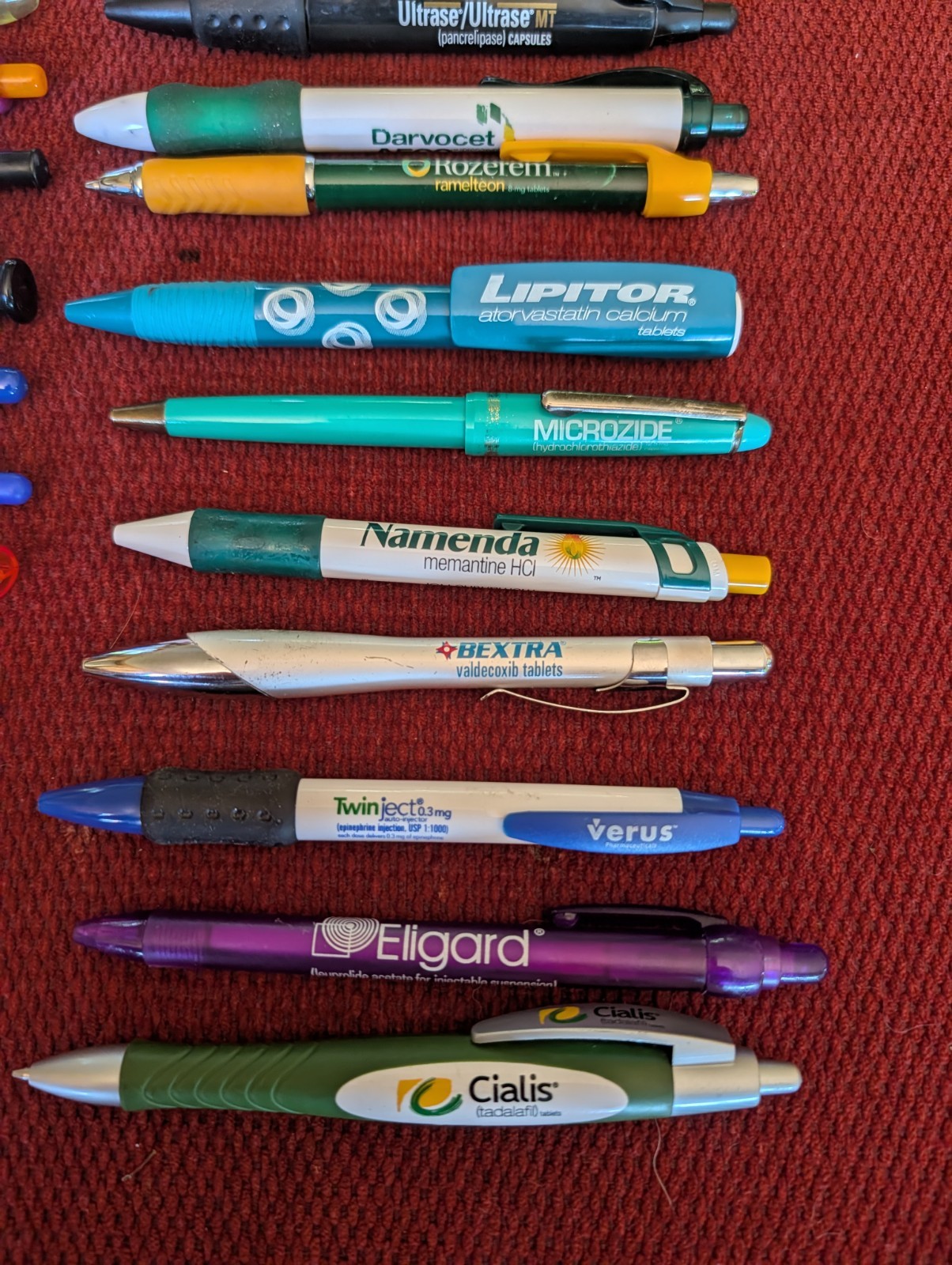 Lot of 30 Vintage Pharmaceutical Drug Rep Promotional Pens Cialis, Lipitor